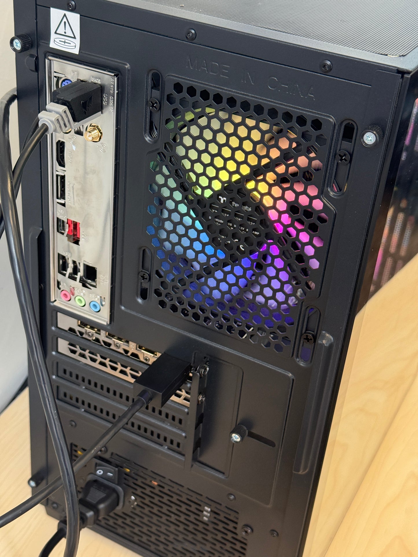 Desktop 12th Gen Intel(R) Core(TM) i5 - 12400F GeForce RTX 3050, 1TB SSD, Core i5, 16GB RAM