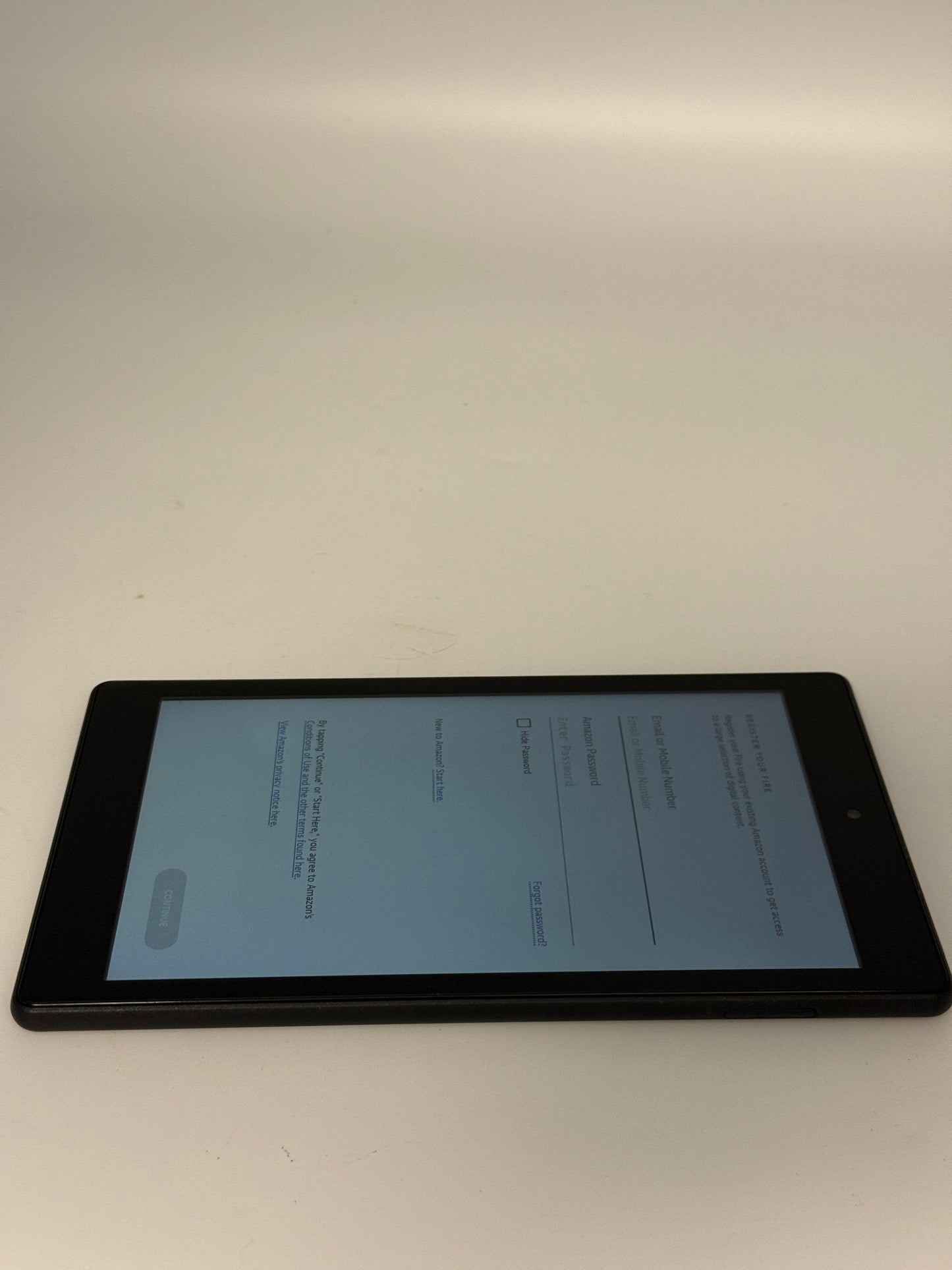 Amazon Fire HD 8 (8th Gen) Tablet - 16GB, WiFi, Unlocked - Excellent Condition
