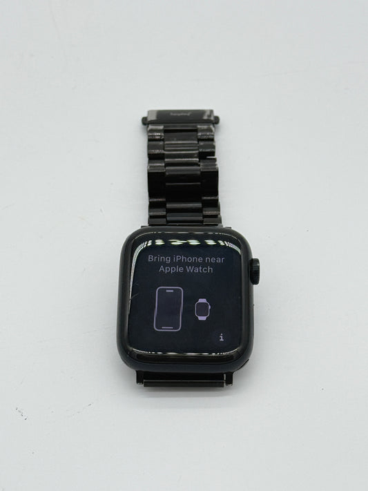 Apple Watch SE 2nd Gen 44mm - Used - Black - Fair Condition