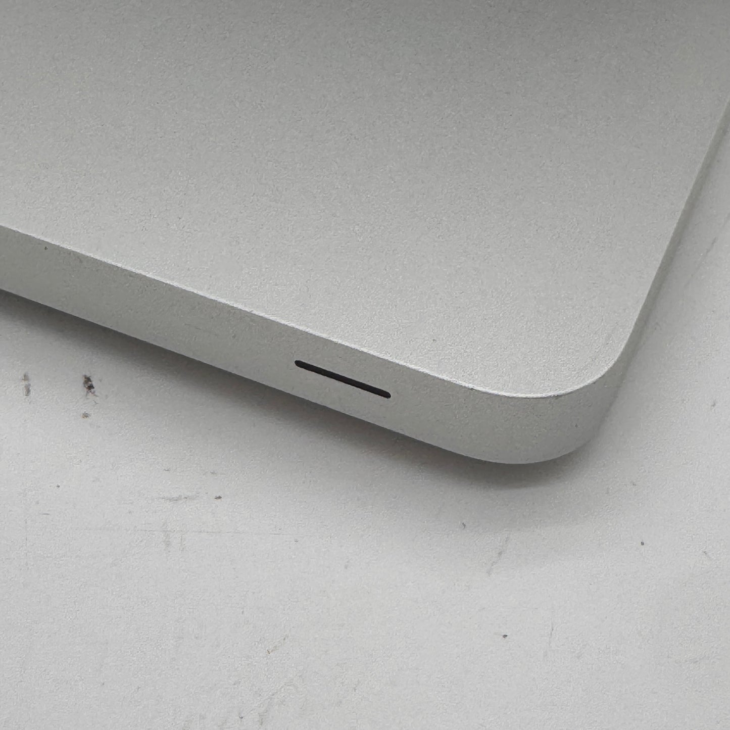 Apple MacBook Pro 13" A1278 2009 128GB 2GB RAM Gray BROKEN