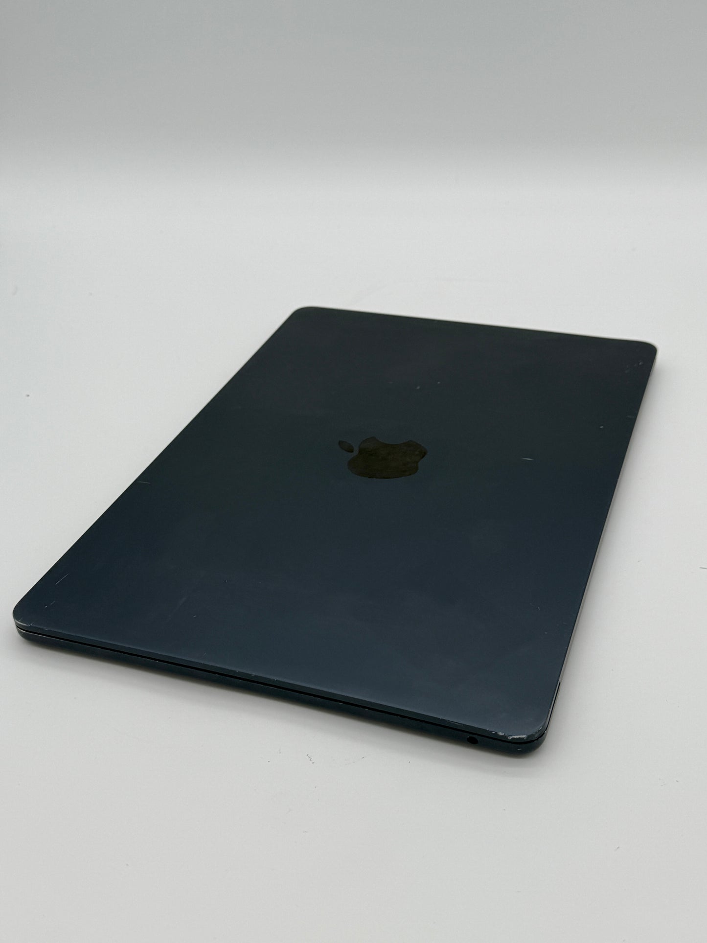 Apple MacBook Air M2 A2681 (2022) - 256GB, 8GB RAM, Blue, Used A Condition