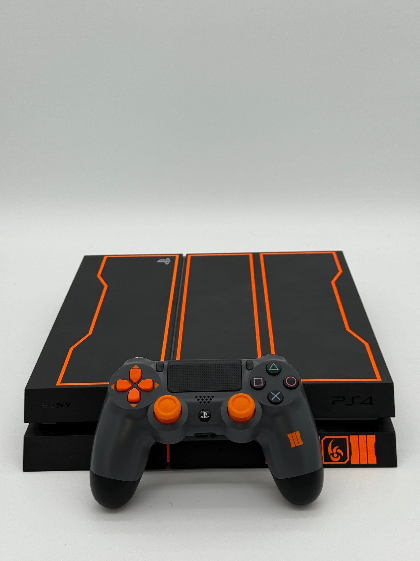 Sony PlayStation 4 COD Black Ops 3 Edition (1215B) - 1TB Video Game System - Used
