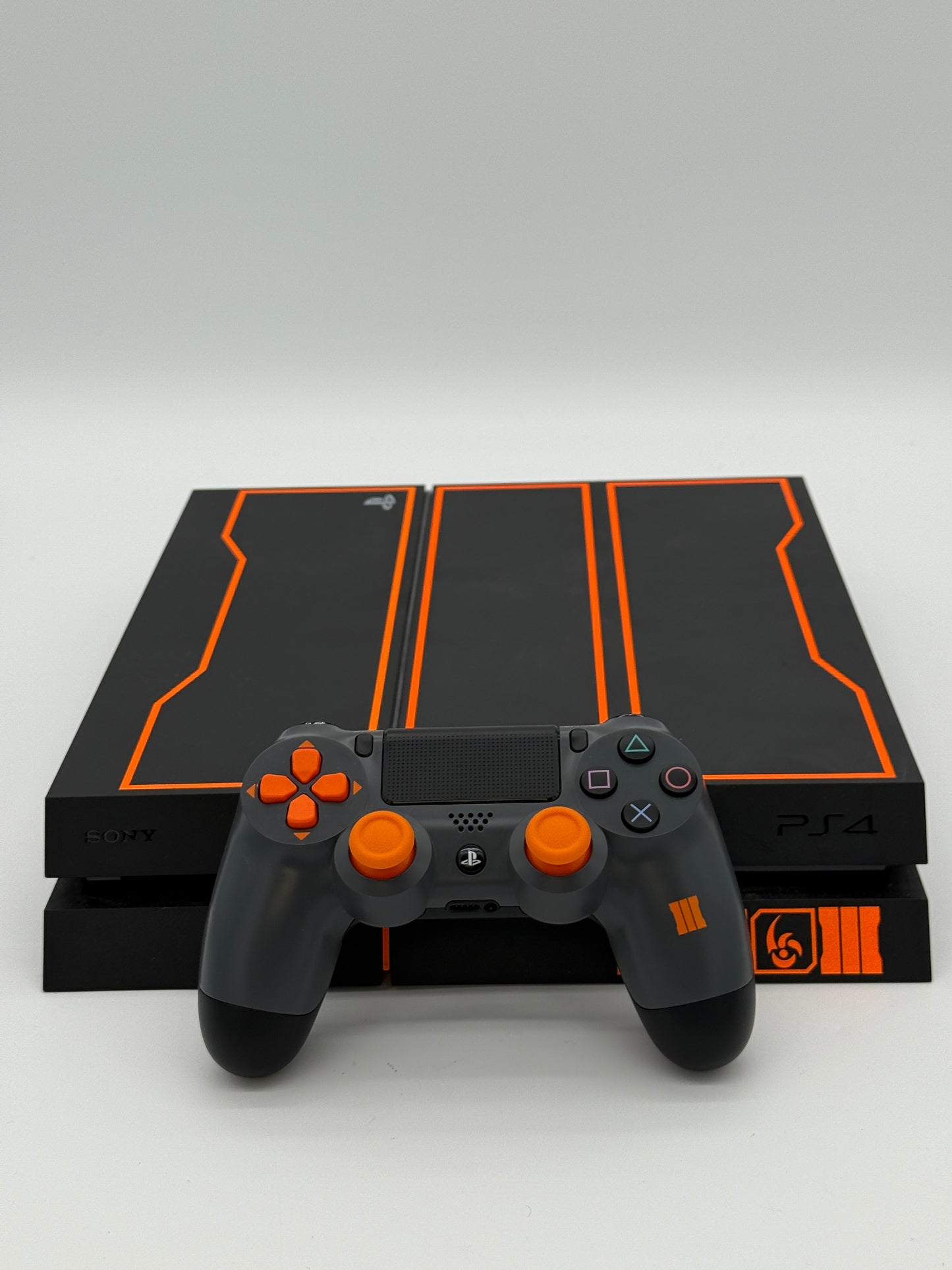Sony PlayStation 4 COD Black Ops 3 Edition (1215B) - 1TB Video Game System - Used