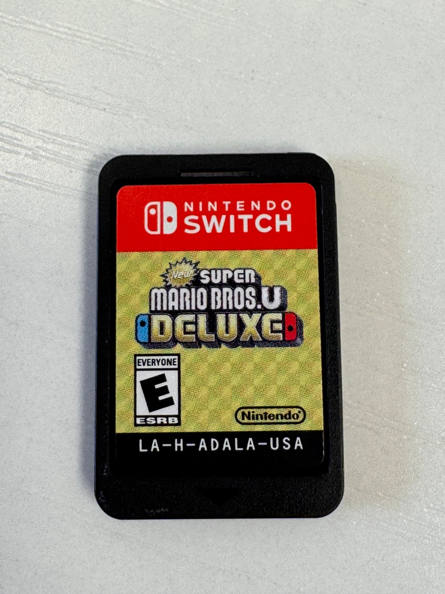 New Super Mario Bros U Deluxe Nintendo Switch Authentic Cartridge Only Tested