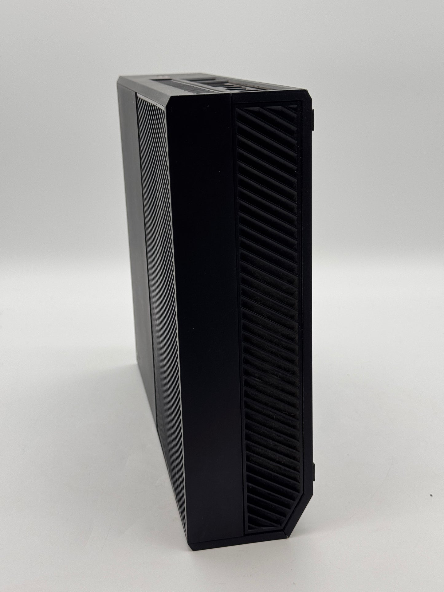 Microsoft Xbox One 1540 500GB Video Game Console