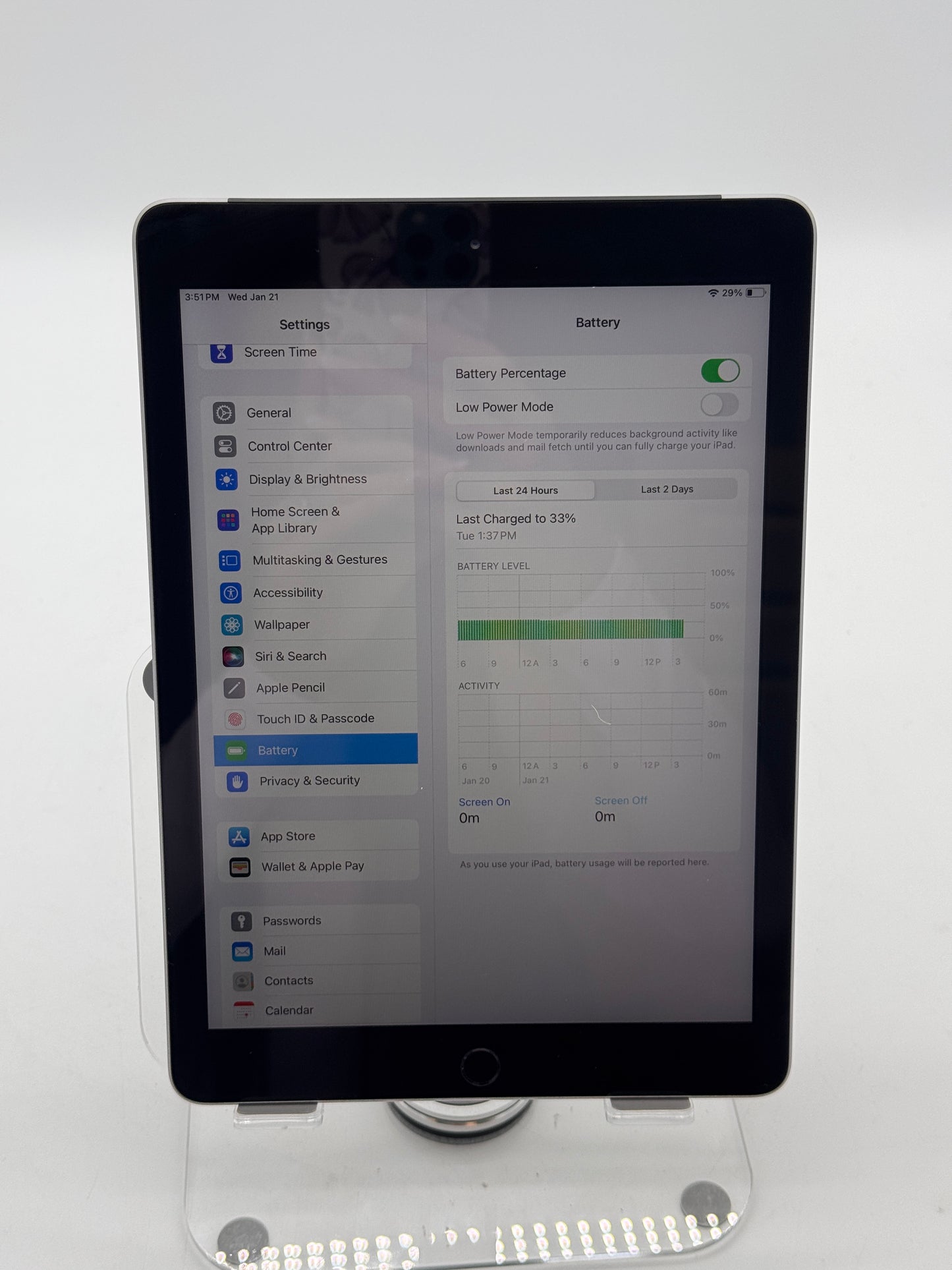 Apple iPad 6th Gen A1954 9.7 Inch Wi-Fi Only Gray
