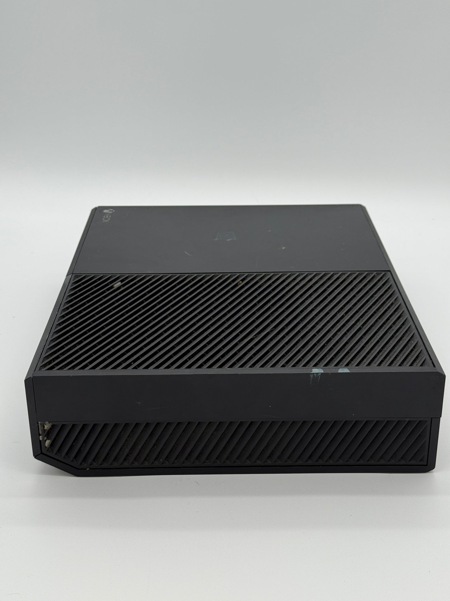 Microsoft Xbox One 2013 (Model 1540) - 500GB - Used - Free Shipping