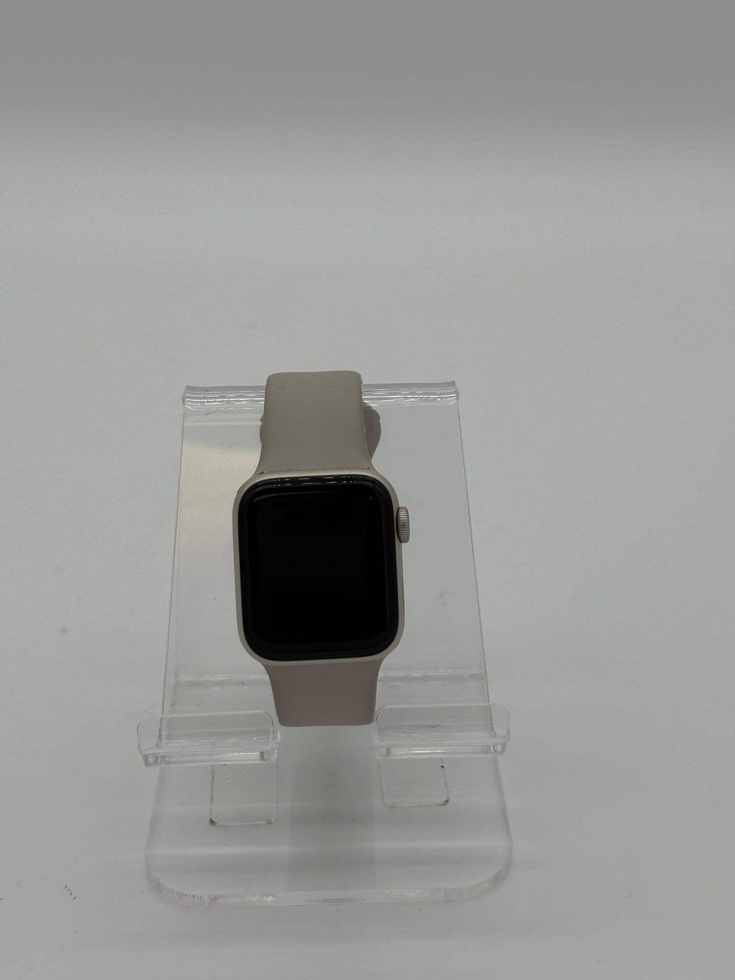 Apple Watch SE 1st Gen 40MM - Used - White - Sport Loop Band
