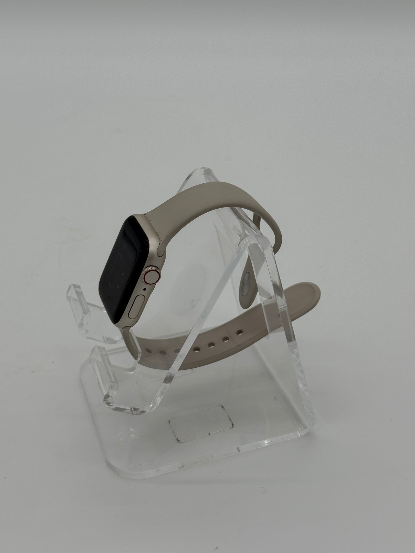 Apple Watch SE 1st Gen 40MM - Used - White - Sport Loop Band