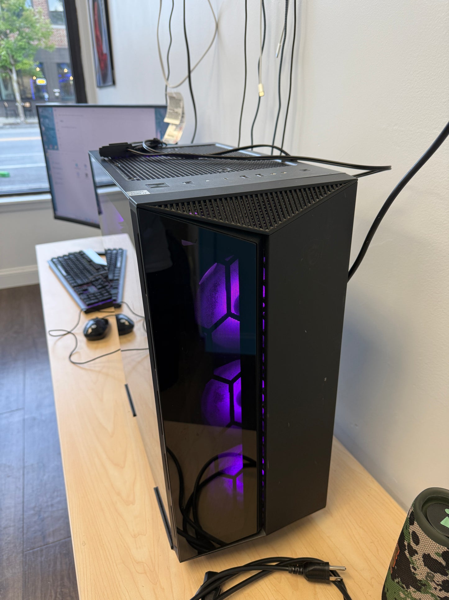 Desktop PC with GeForce RTX 2070 Super, 1TB SSD, 1TB HD 16GB RAM - Black