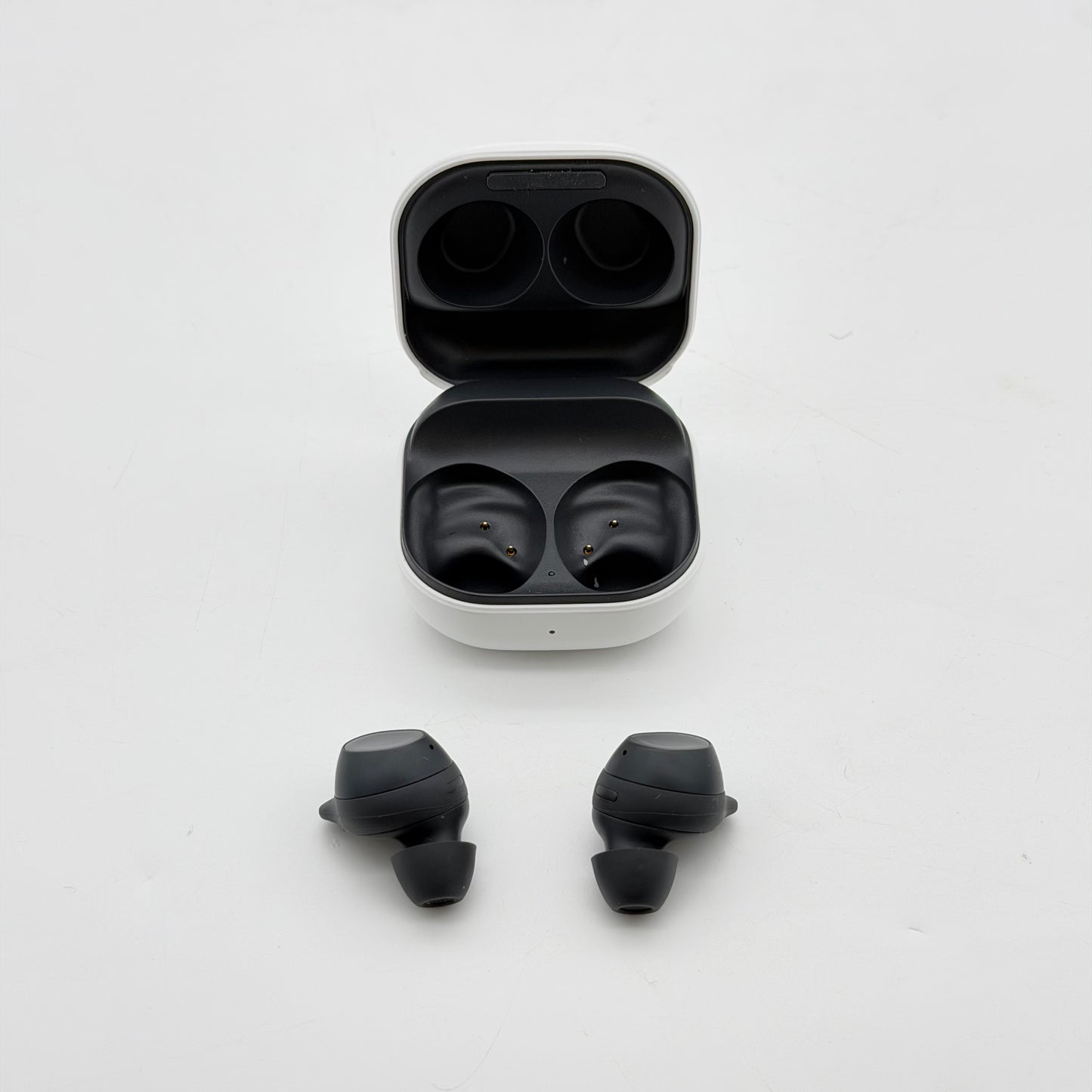 Samsung Galaxy Buds FE Bluetooth Earbuds, True Wireless with Charging Case
