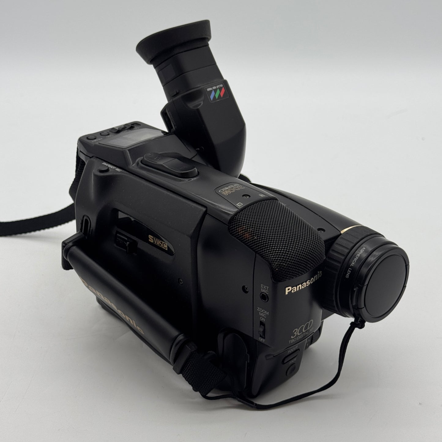 Panasonic AG-3P, RARE, Professional S-VHS-C Camcorder 3 CCD 20X Zoom
