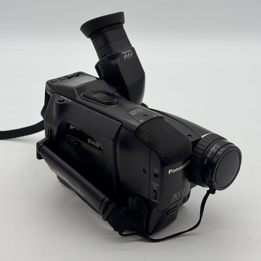 Panasonic AG-3P, RARE, Professional S-VHS-C Camcorder 3 CCD 20X Zoom