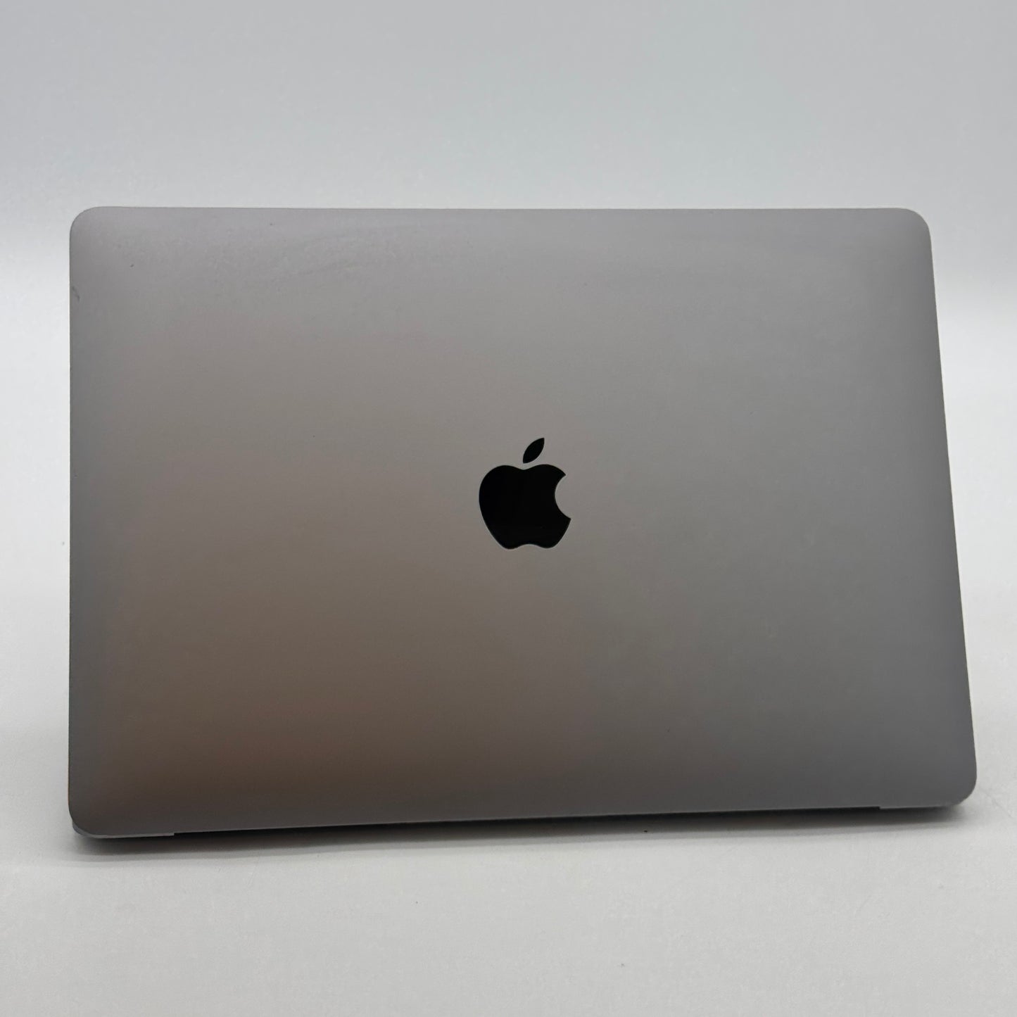 Apple MacBook Air M1 13” 8GB RAM 256GB SSD SpaceGray
