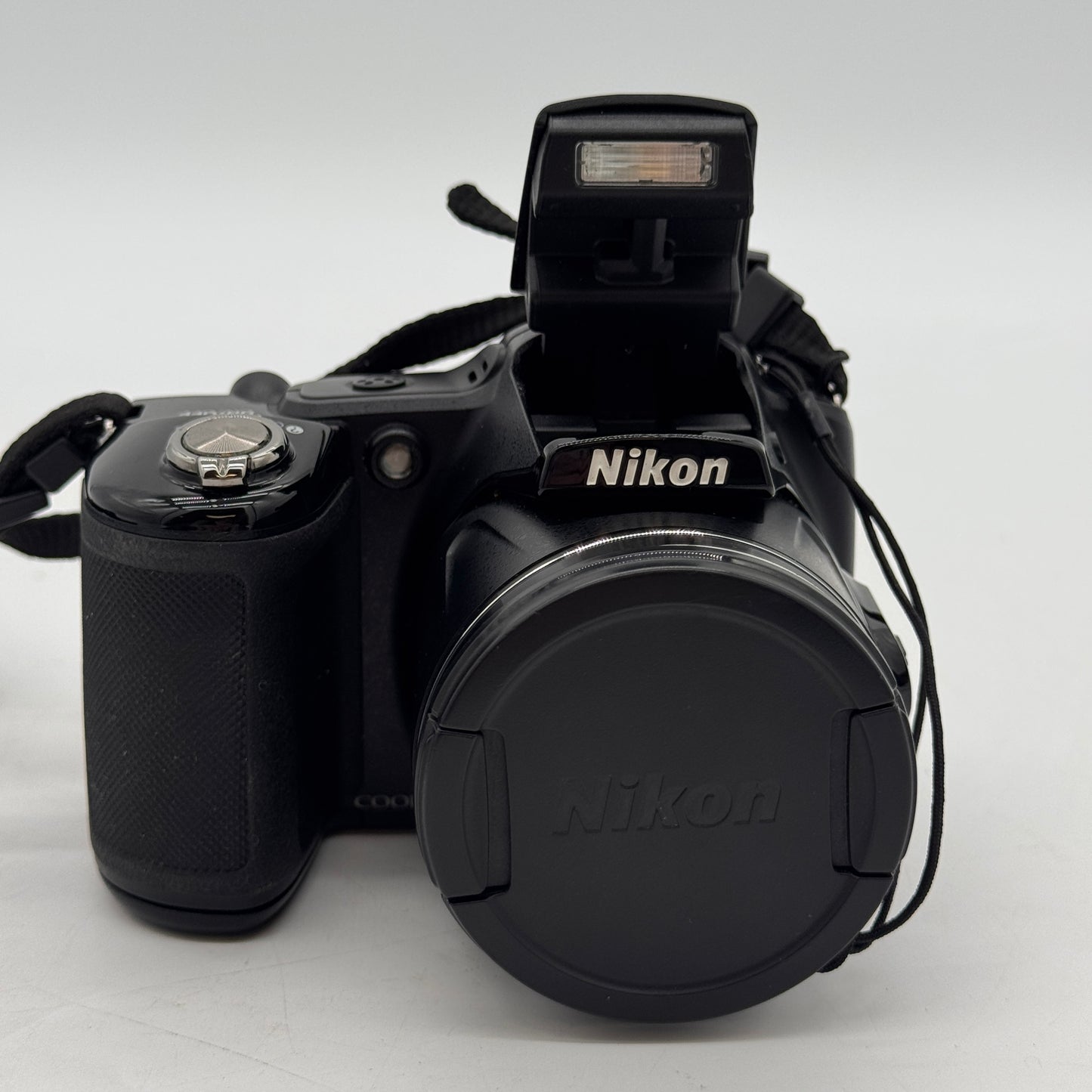 Nikon D5100 Digital SLR Cameras With 18-55mm f/3.5-5.6G VR Lens