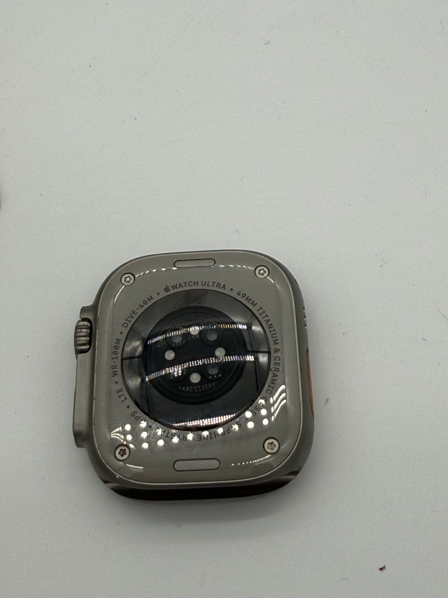 Apple Watch Ultra 2 - 49 mm Silver GPS + Cellular Used