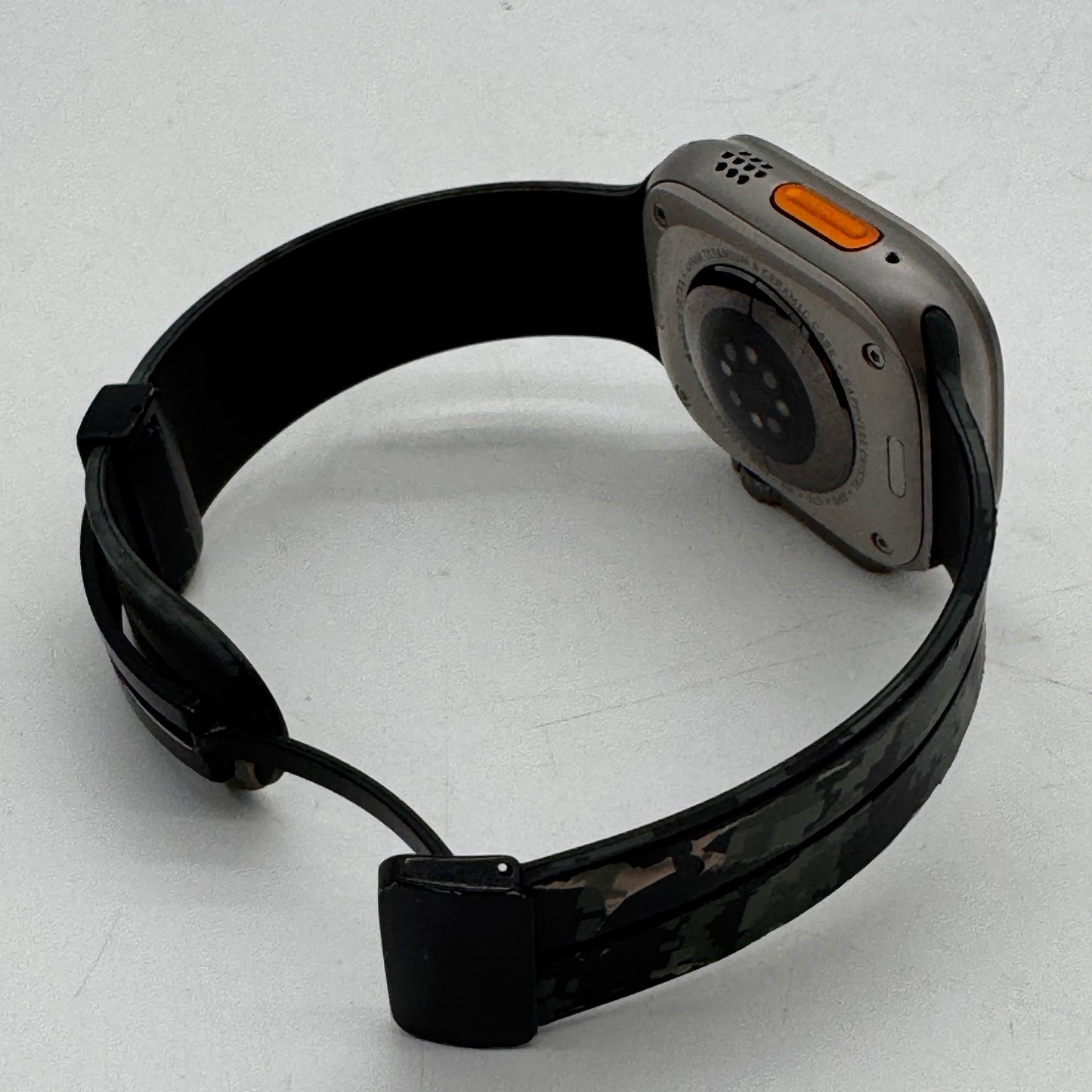 Apple Watch Ultra A2622 49mm Silver Unlocked 2022 Model Used