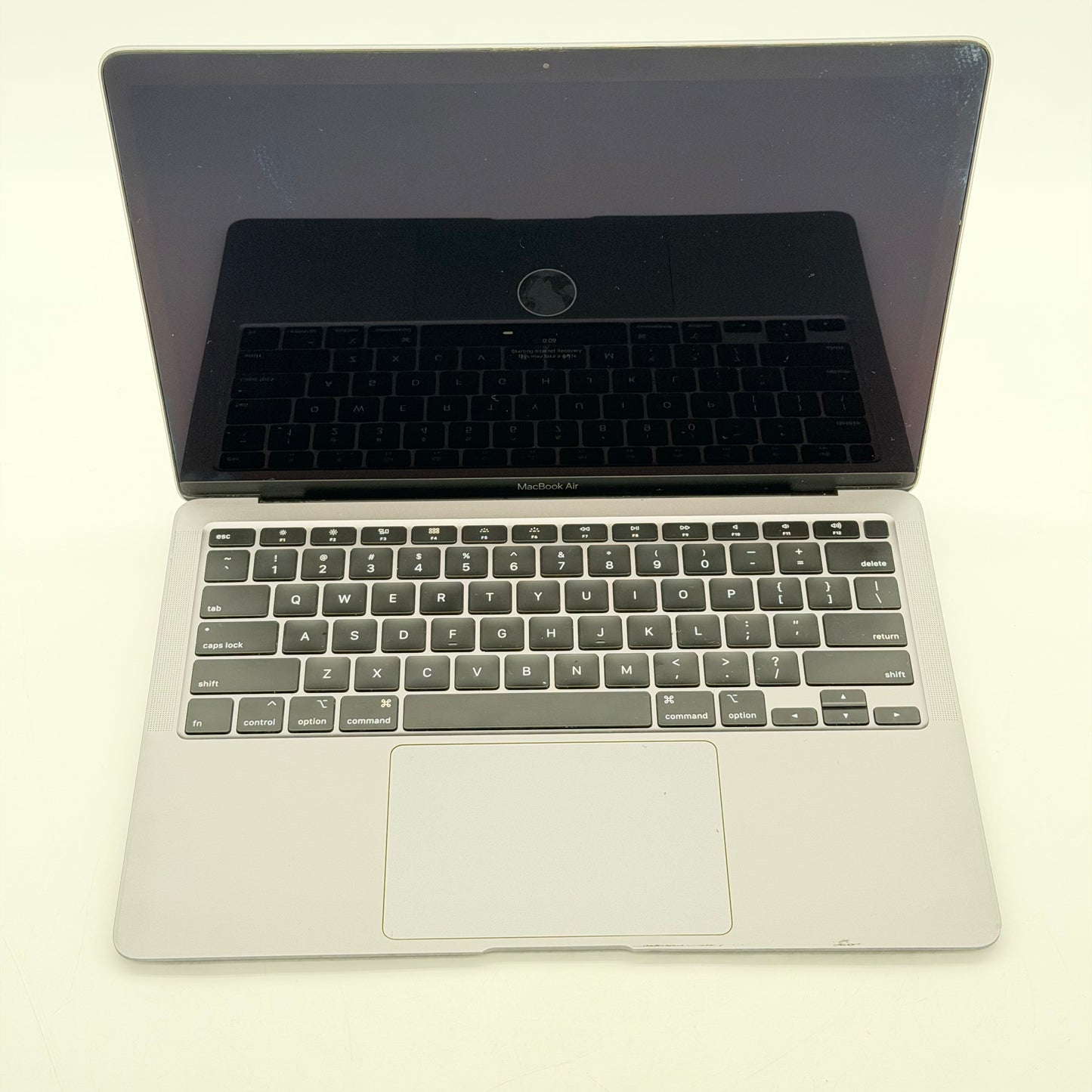 Apple MacBook Air A2179 13" 2020 Space Gray Core i3 8GB 128GB SSD Read