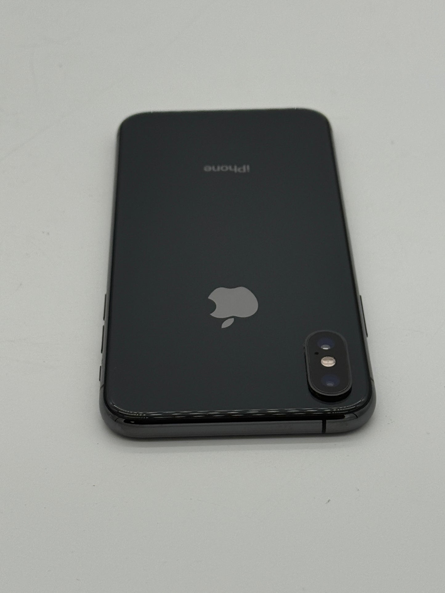 Apple iPhone XS 256GB Black Unlocked - Very Good Condition, A+