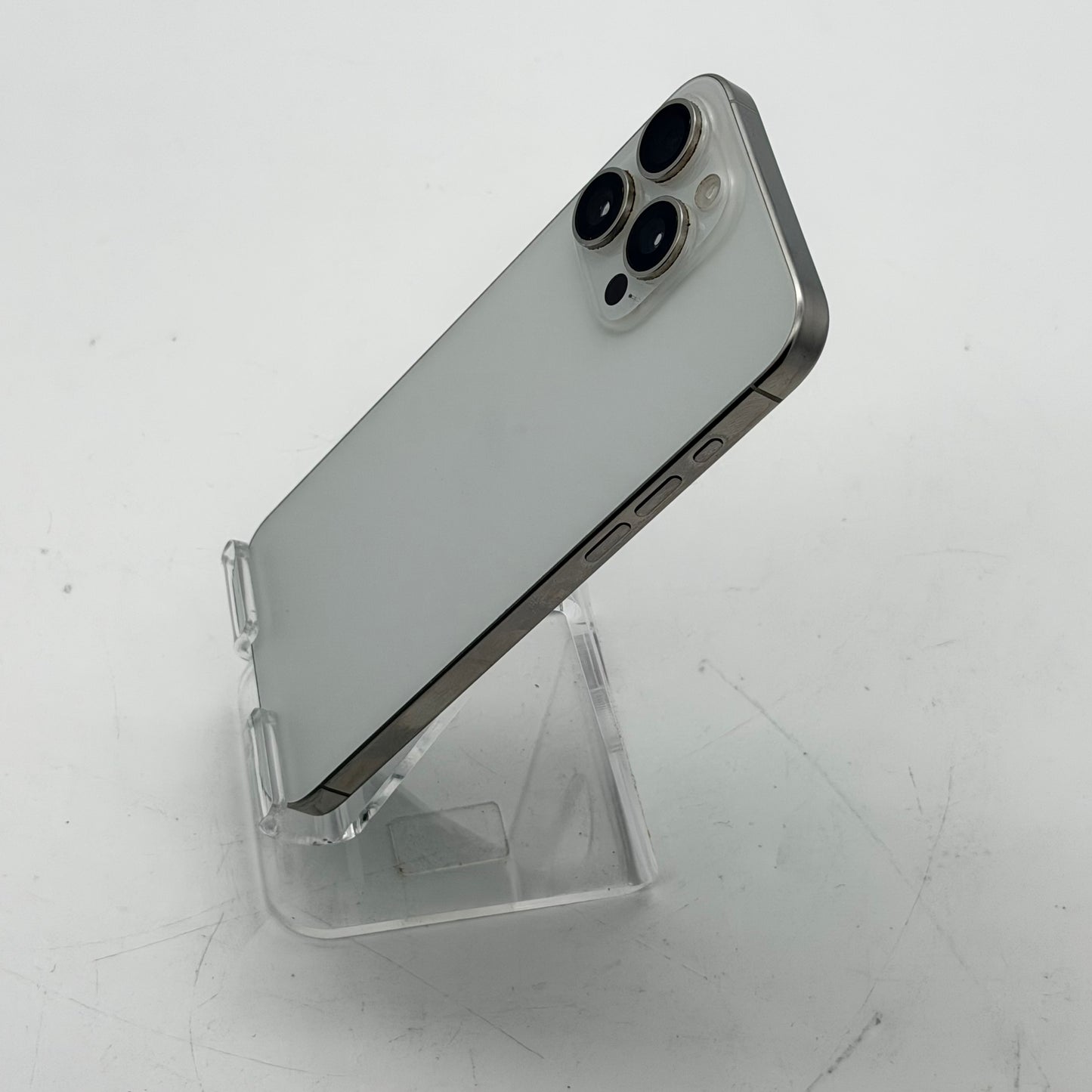 Apple iPhone 15 Pro Max – Great Condition – OEM Parts – 85% Battery Health