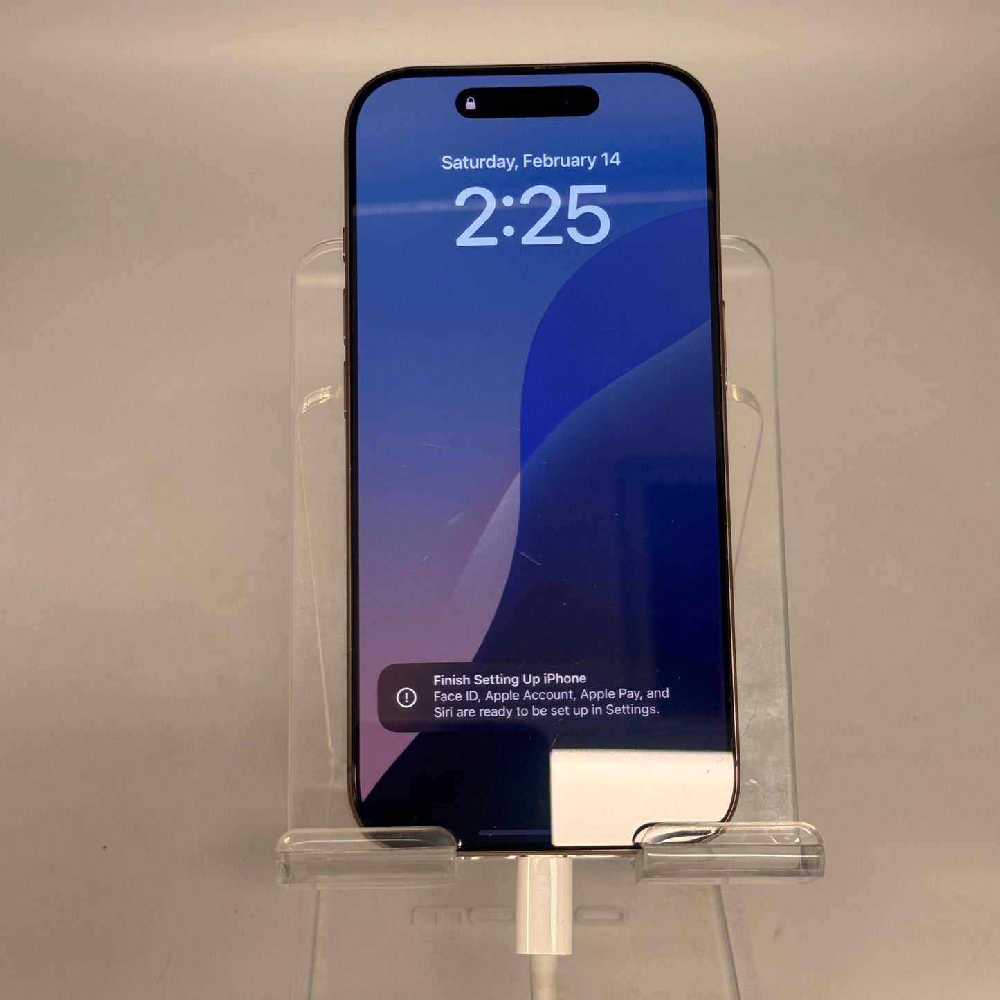 Verizon Apple iPhone 16 Pro 128GB Gold - 99% Battery Health 222 Battery Count