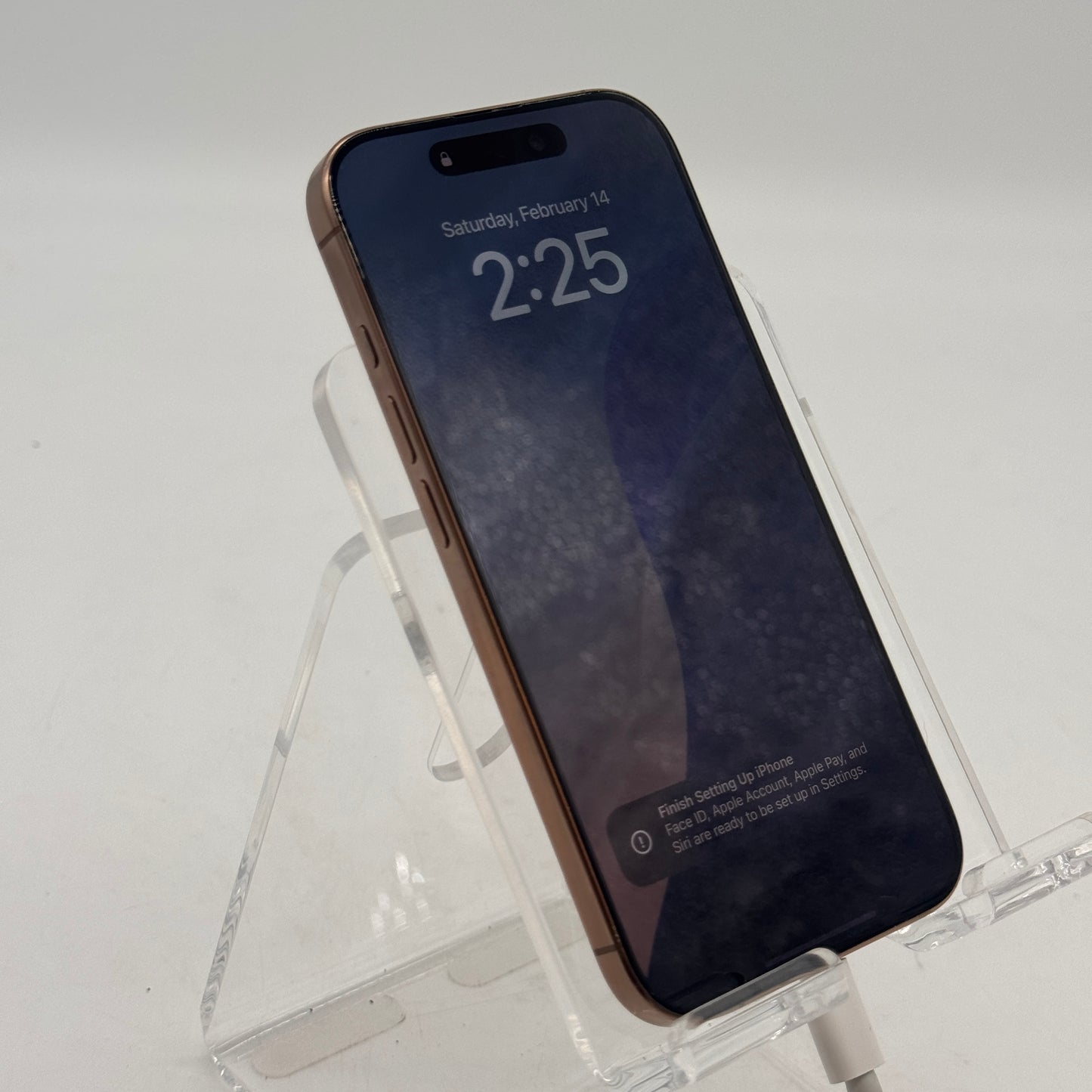 Verizon Apple iPhone 16 Pro 128GB Gold - 99% Battery Health 222 Battery Count