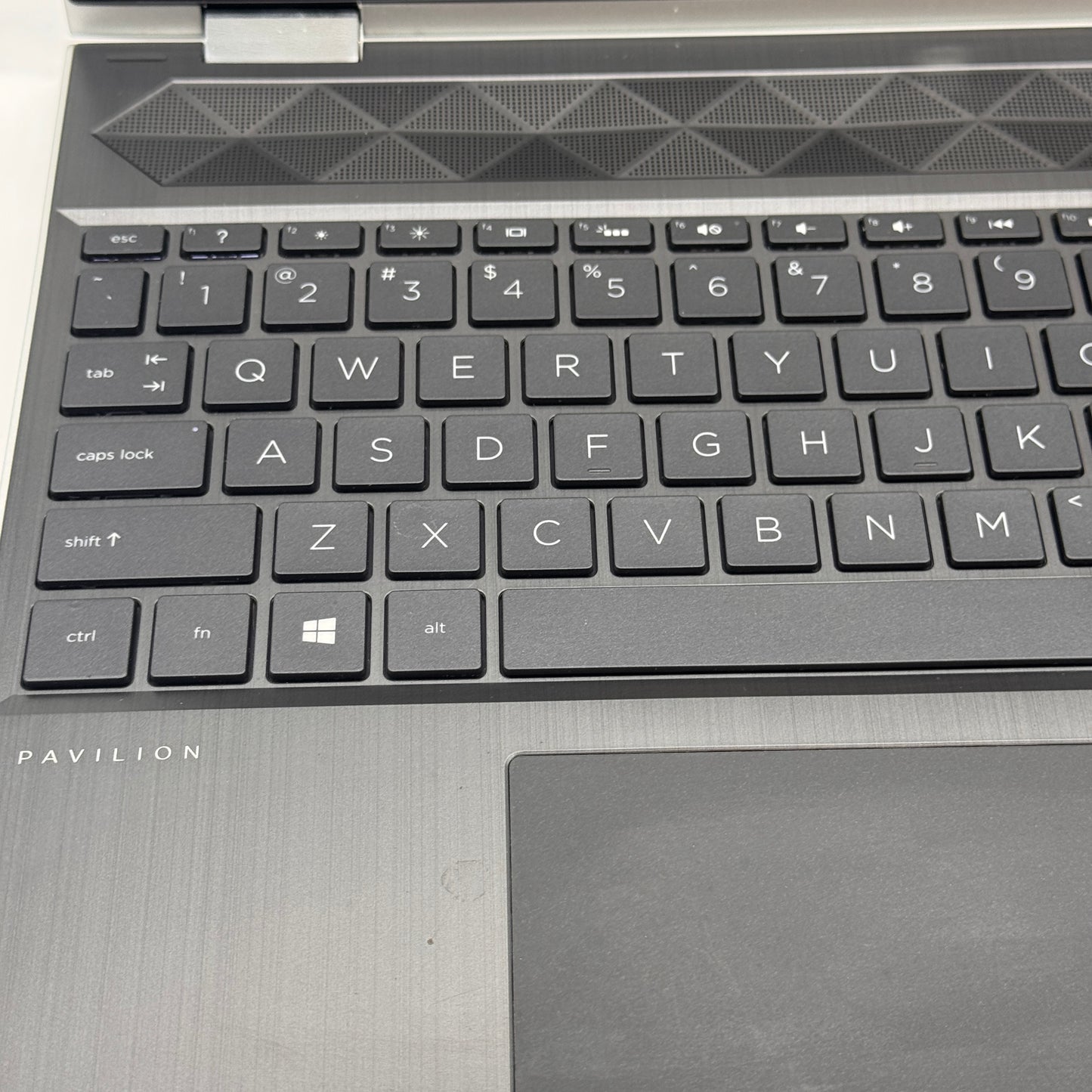 HP Pavilion x360 15-inch 15-cr0035nr i5 8th Gen 8GB RAM 1TB Silver Laptop