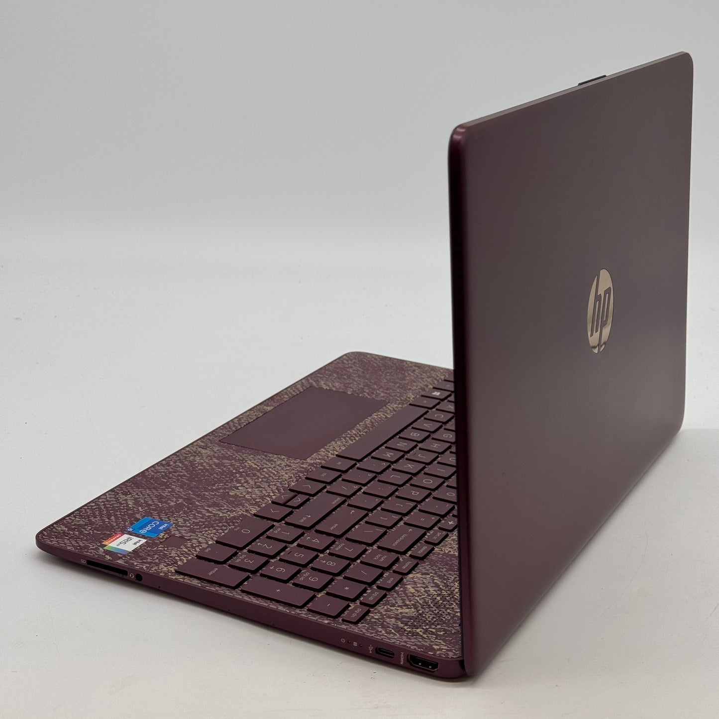 HP Laptop 15-dy4009cy - Used - A, 15-inch, Core i5, 12GB RAM, 512GB, Red - NEEDS NEW OS