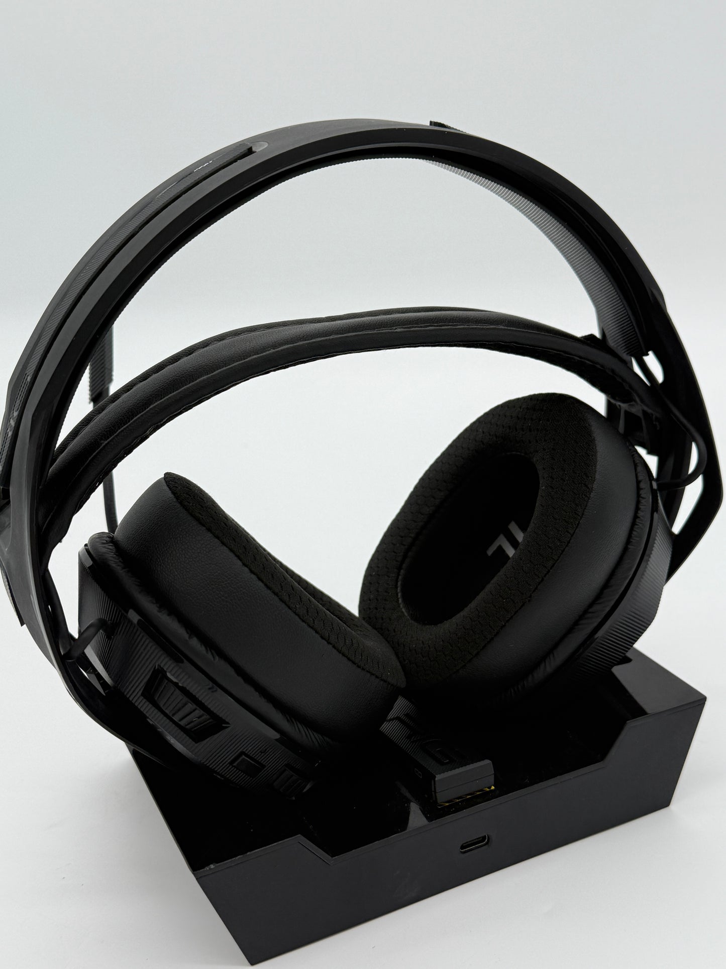 Rig 800 Pro HX Wireless Headphones - Used Black | Great Condition, Charging Cradle Included