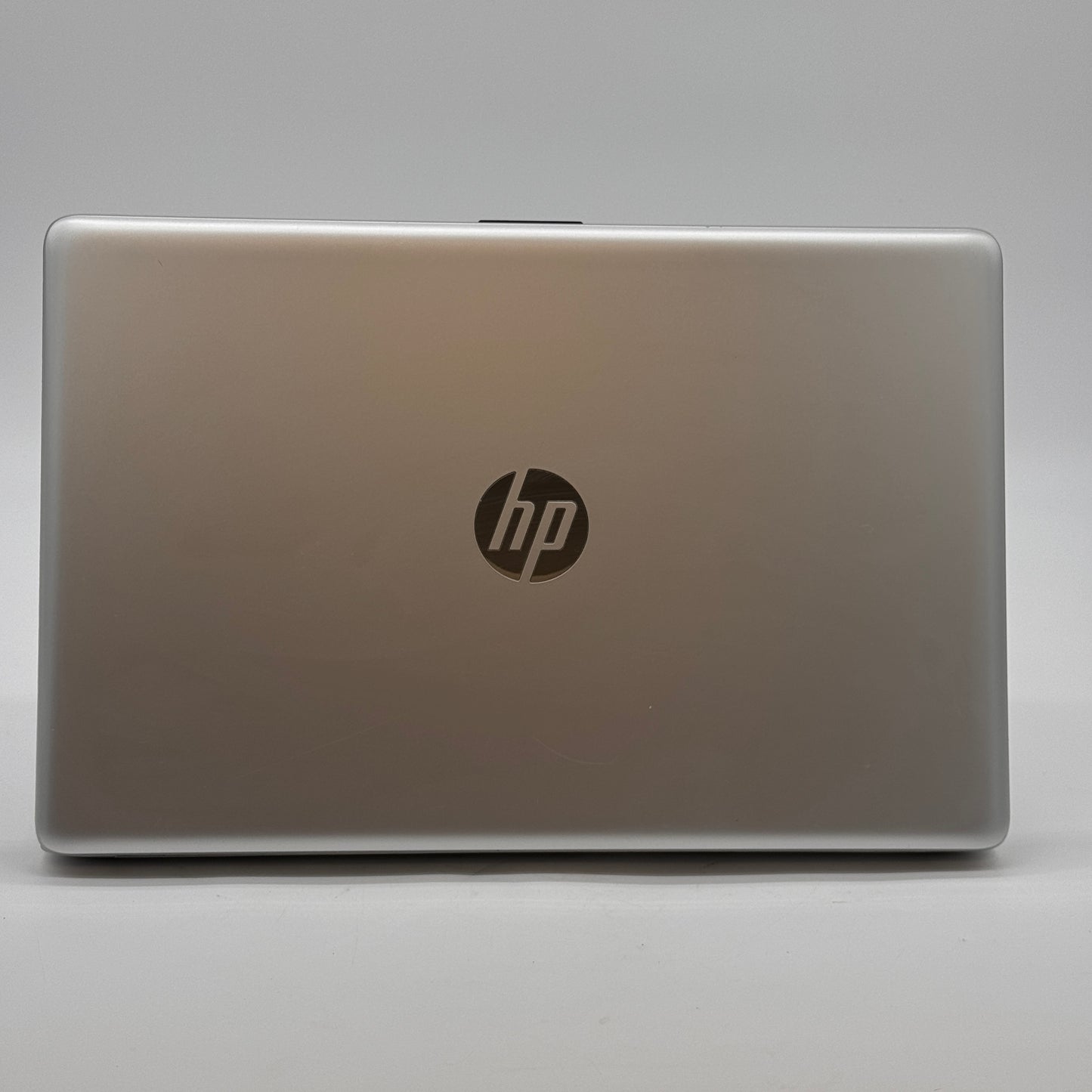 HP Laptop 15-db0031nr 15-inch AMD A9 4GB RAM 1TB Hard Drive