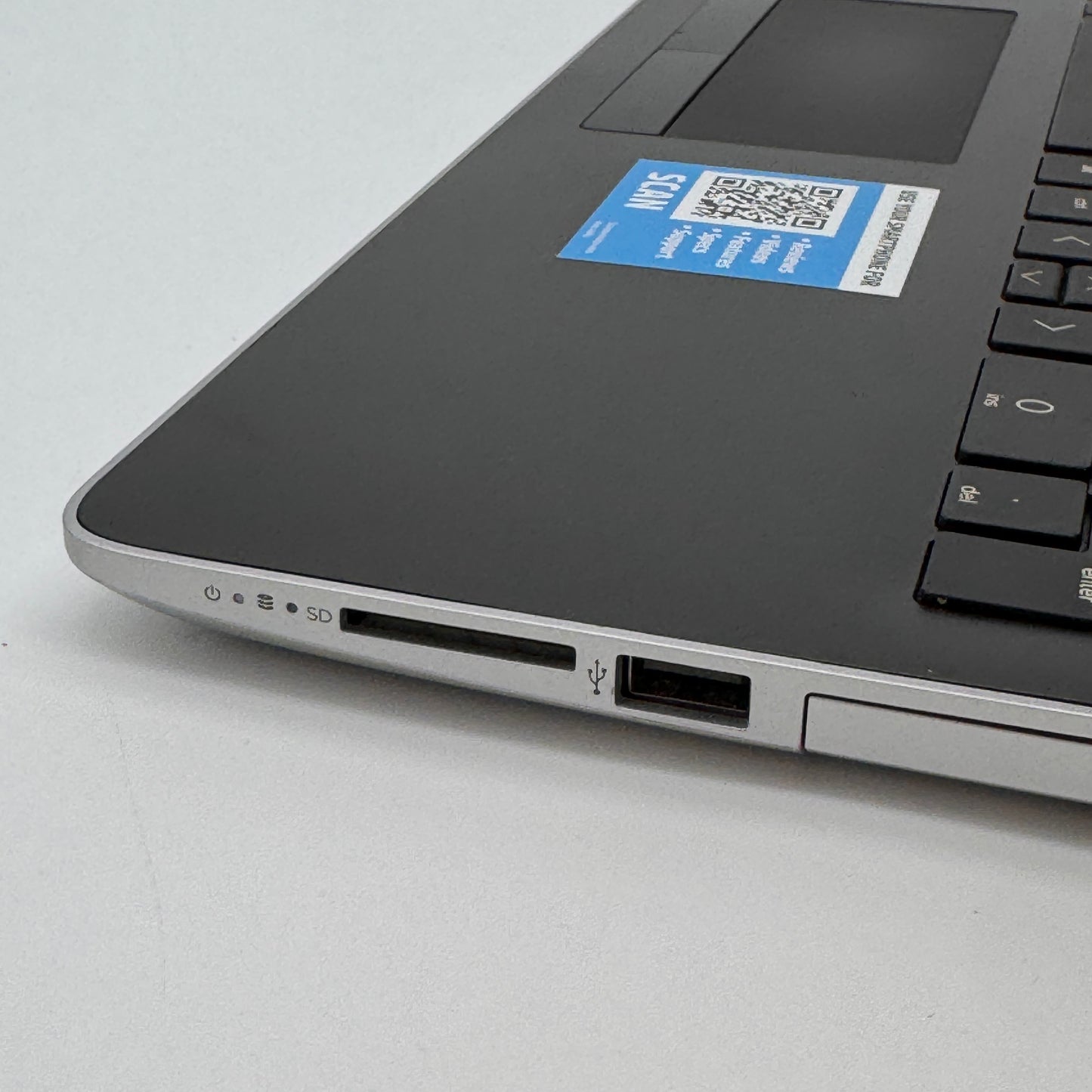 HP Laptop 15-db0031nr 15-inch AMD A9 4GB RAM 1TB Hard Drive