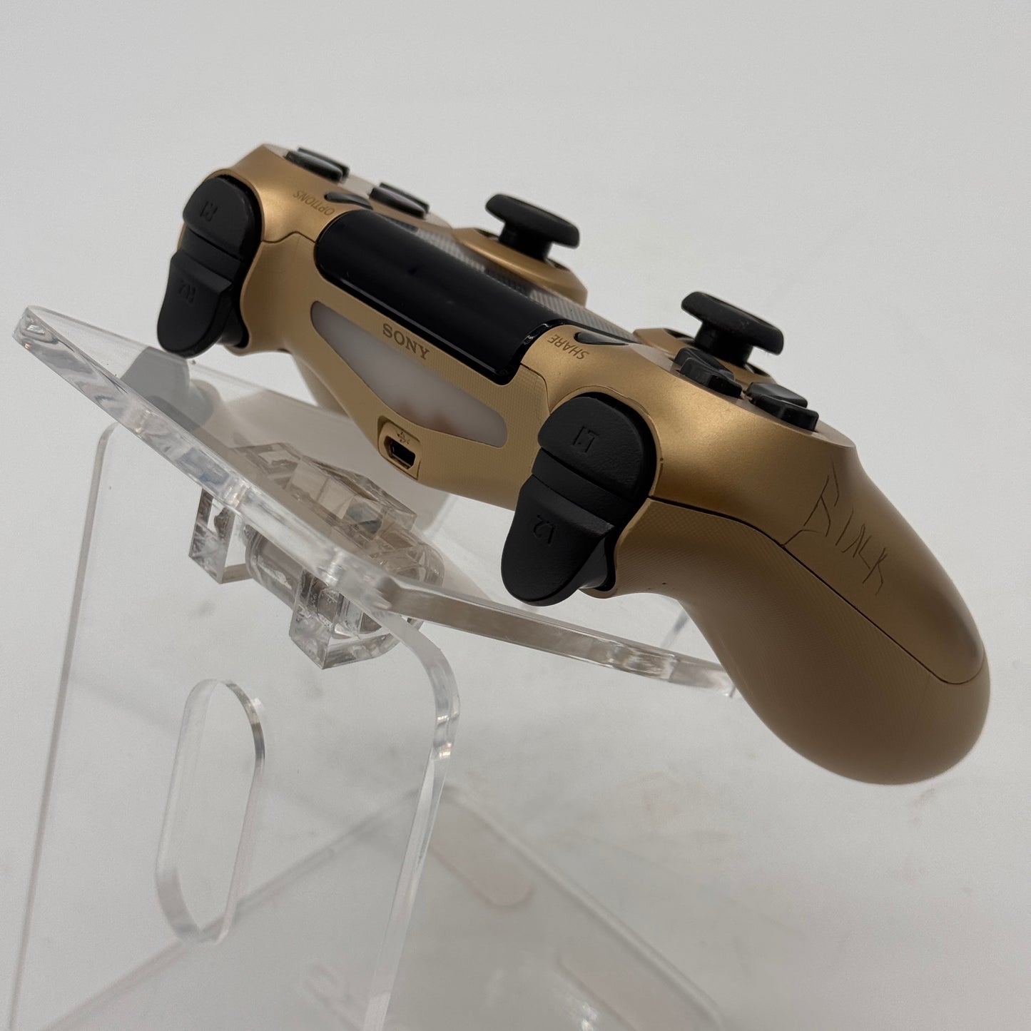 Sony PS4 CUH-ZCT2U Video Game Controller Gold BROKEN