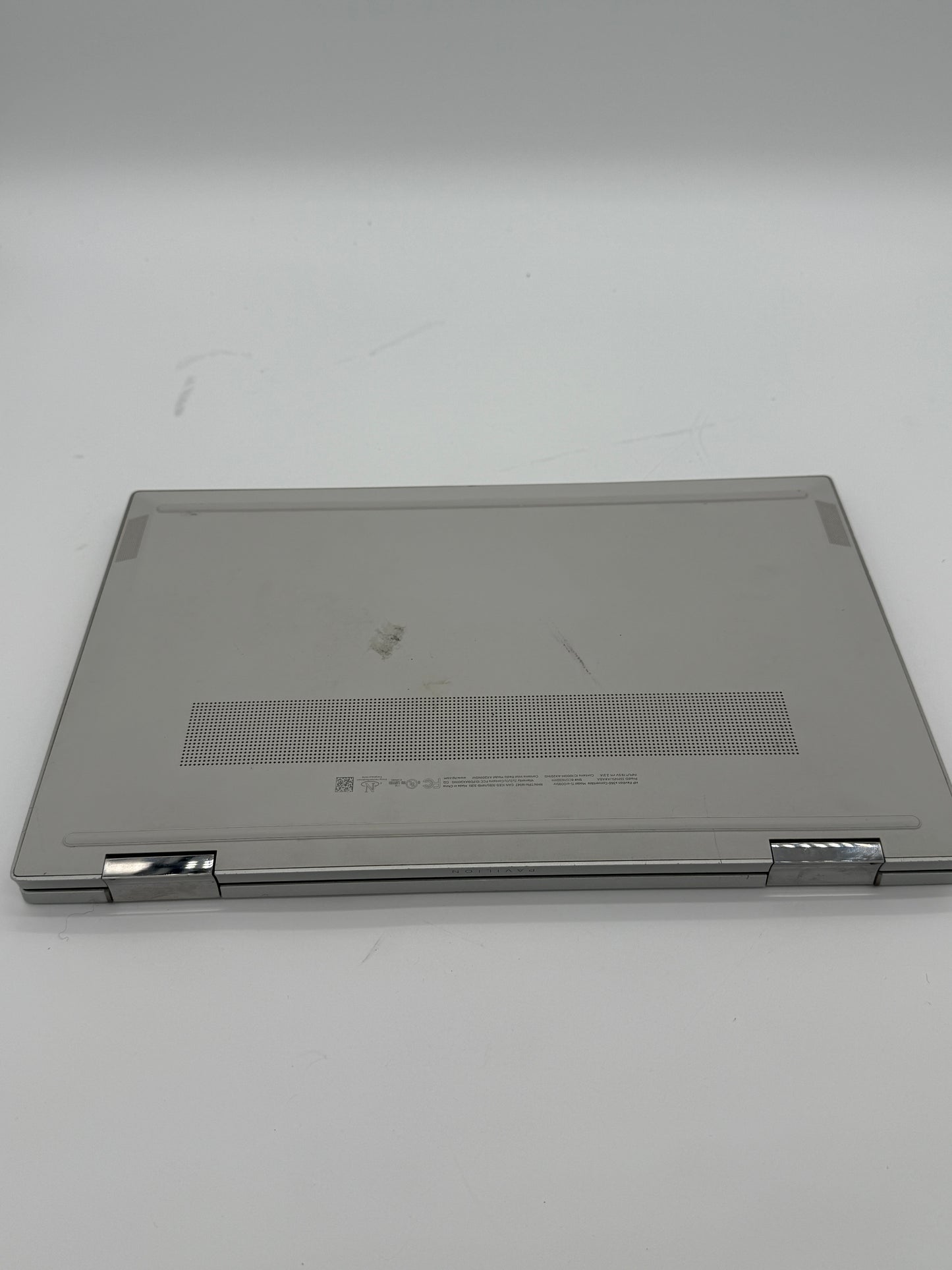 HP 15-er0095nr Laptop - Core i5, 8GB RAM, 256GB HDD, Gray, Used - A