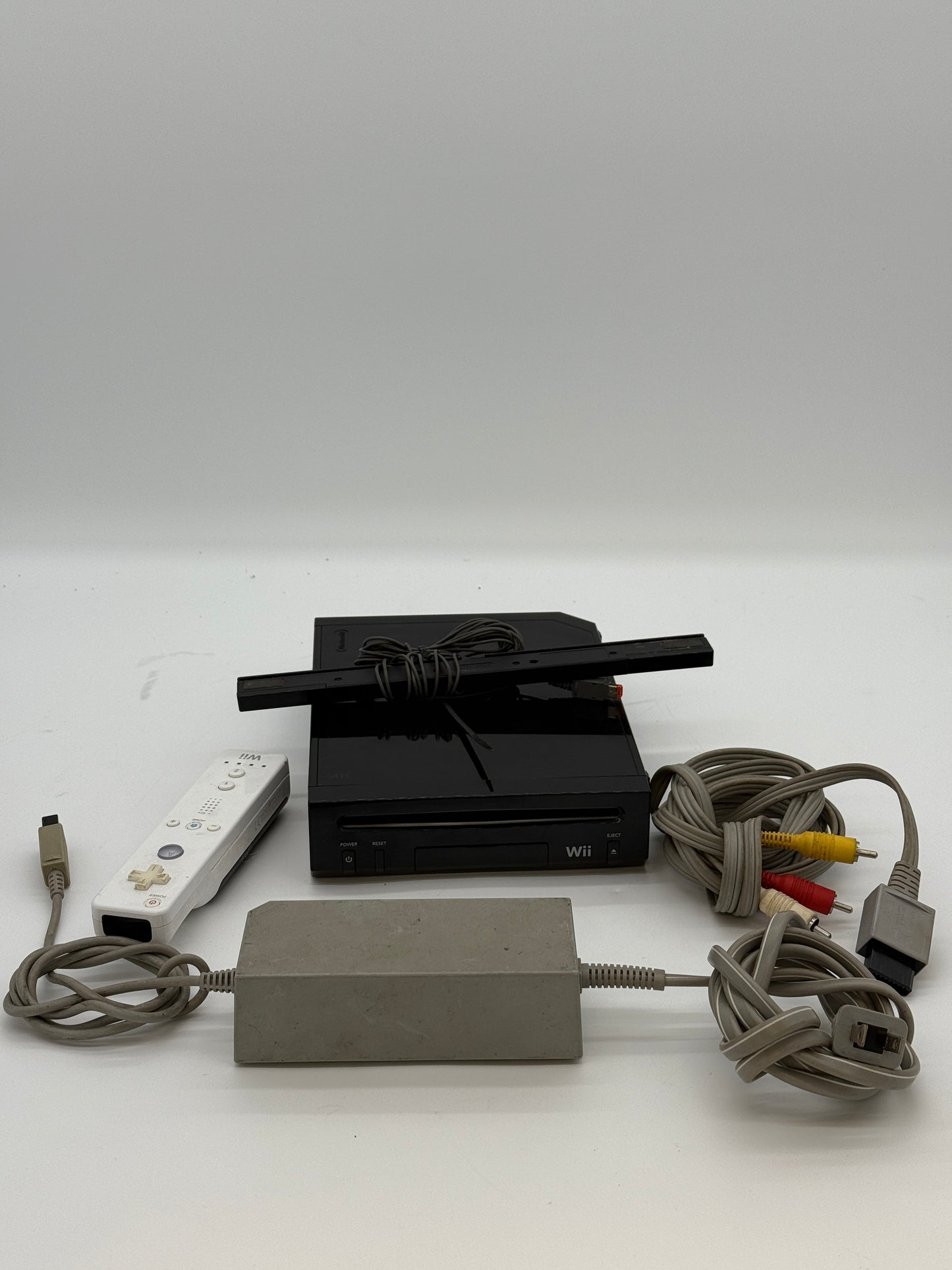 Nintendo Wii RVL 101 Video Game System (Black) - Comes with Controller