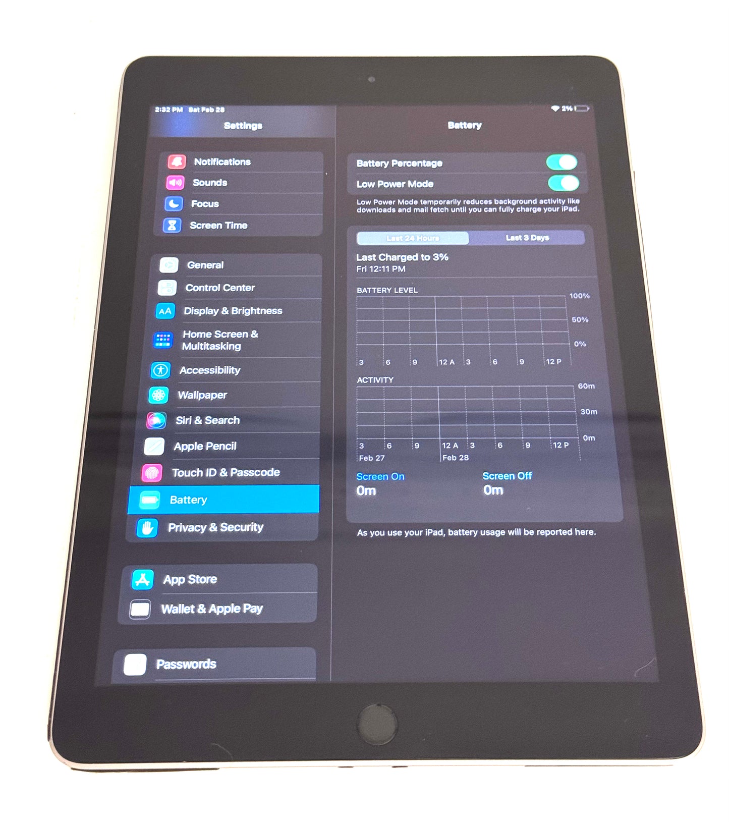 Apple iPad 6th Gen A1954 9.7 inch 128GB Multi-Colored Wi-Fi Only