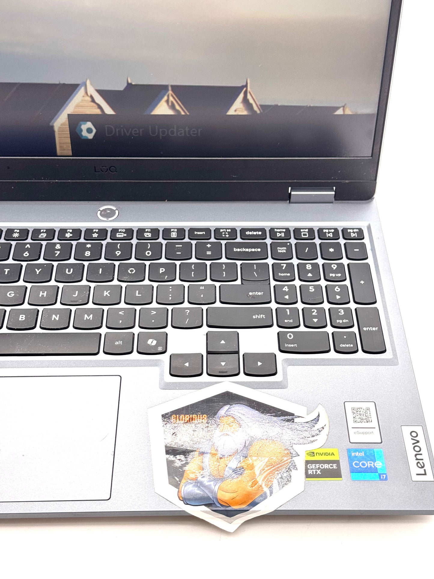 Lenovo LOQ 15IRX10 15.6" i7-13650HX 16GB RAM 512GB SSD GeForce RTX 5060