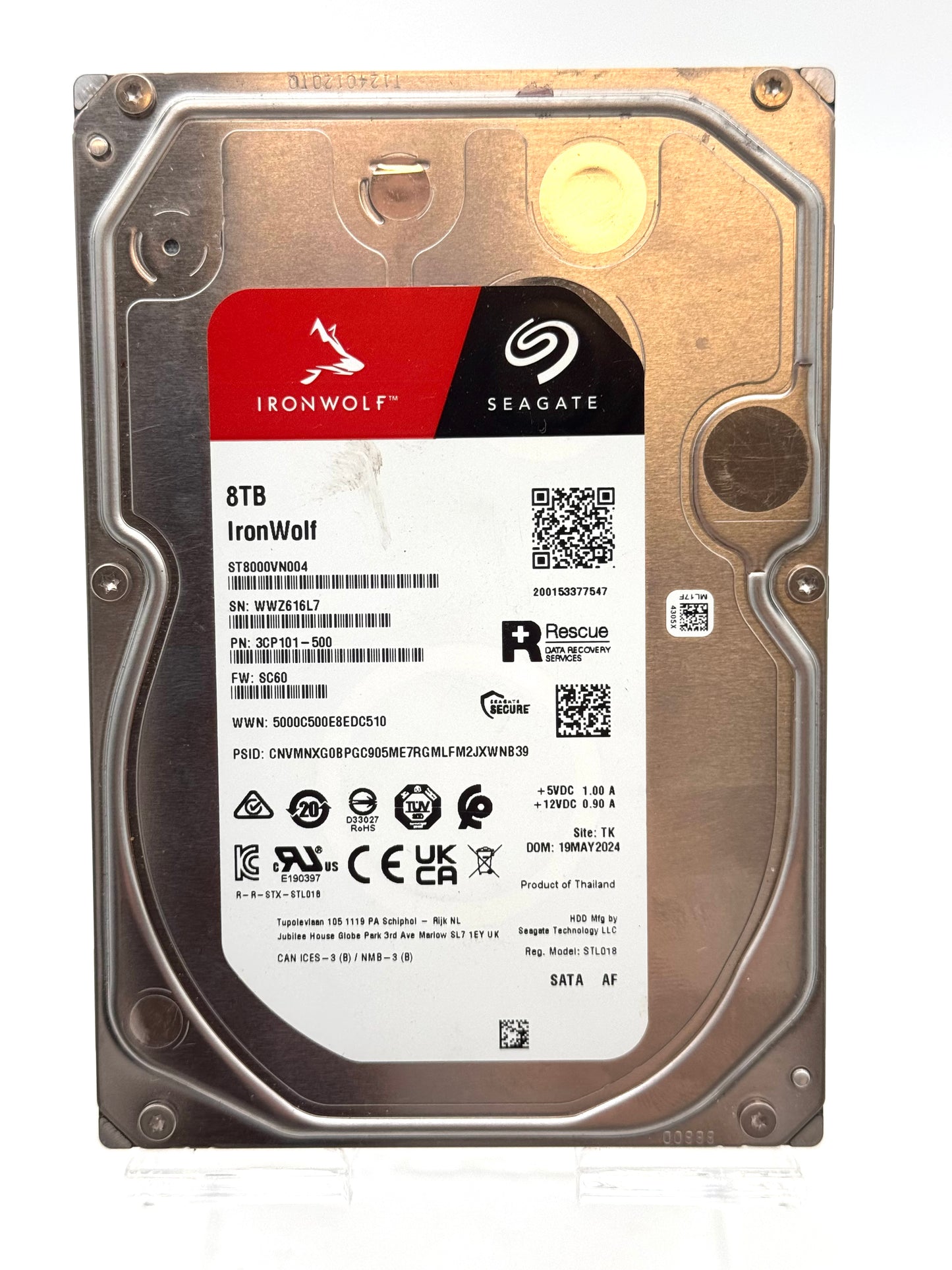 Seagate IronWolf ST8000VN004 8 TB Internal Hard Drive - New No Box