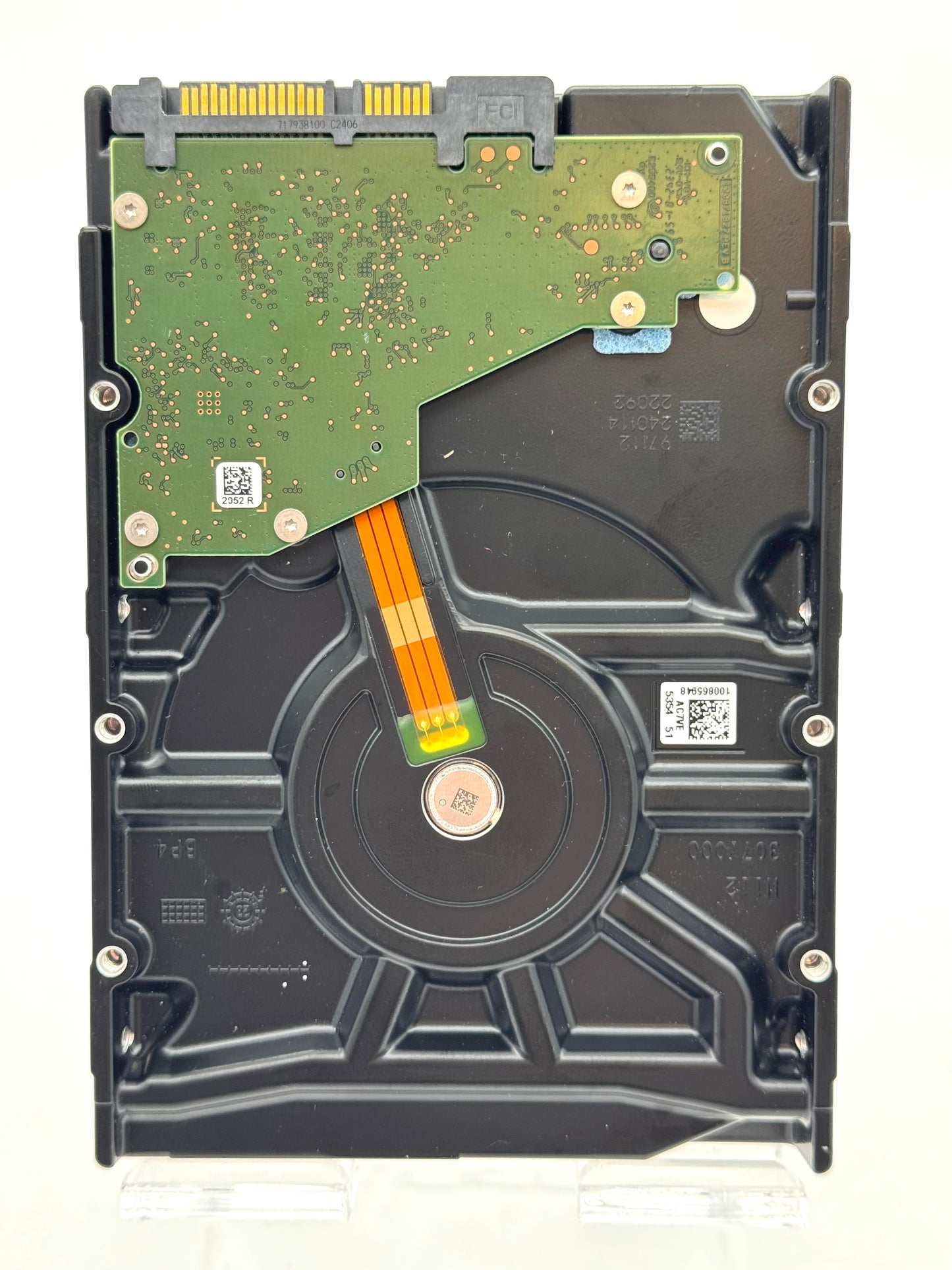 Seagate IronWolf ST8000VN004 8 TB Internal Hard Drive - New No Box