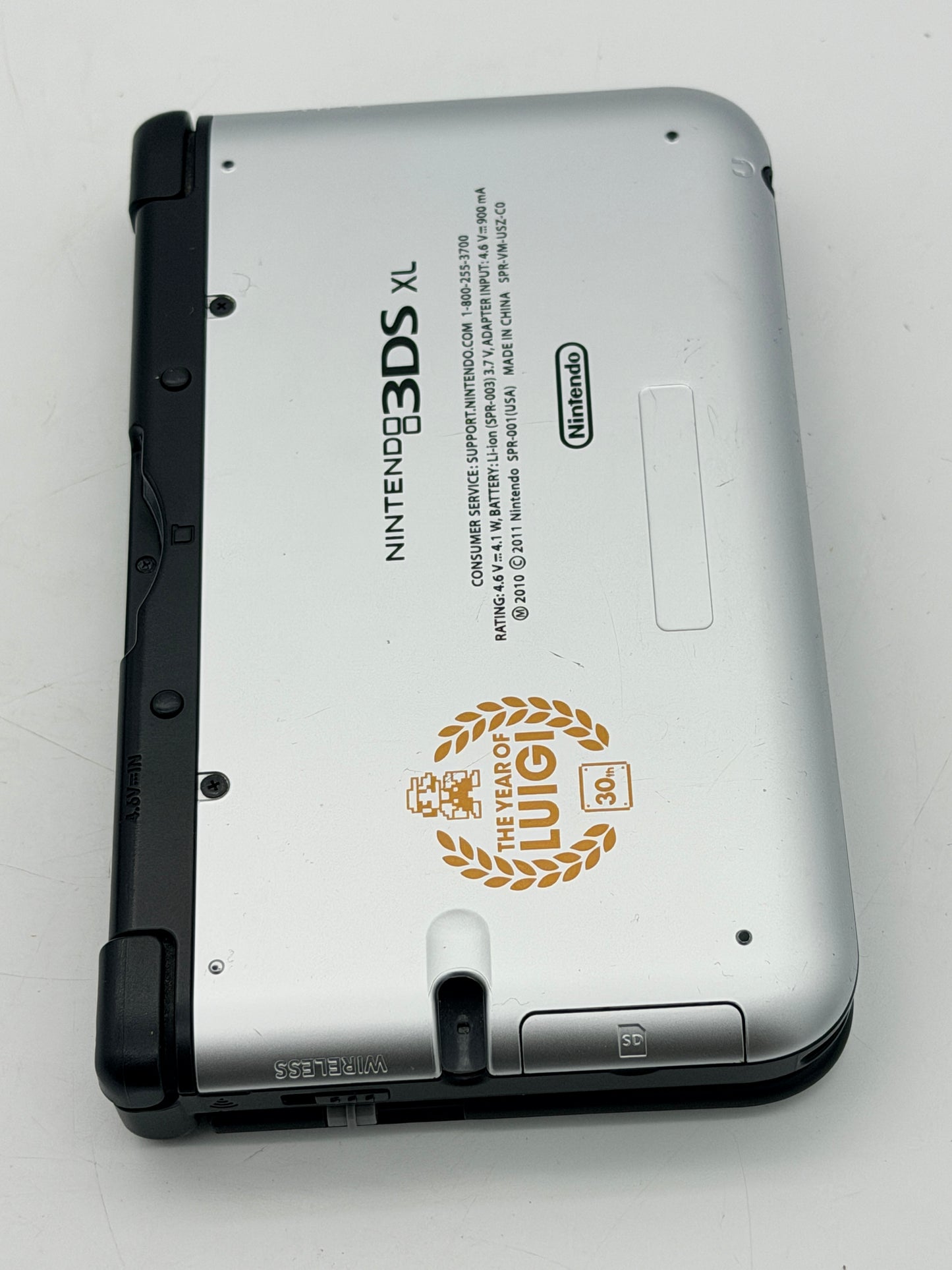 Nintendo 3DS XL Mario & Luigi Dream Team 4GB Handheld System - Silver w/ Charger