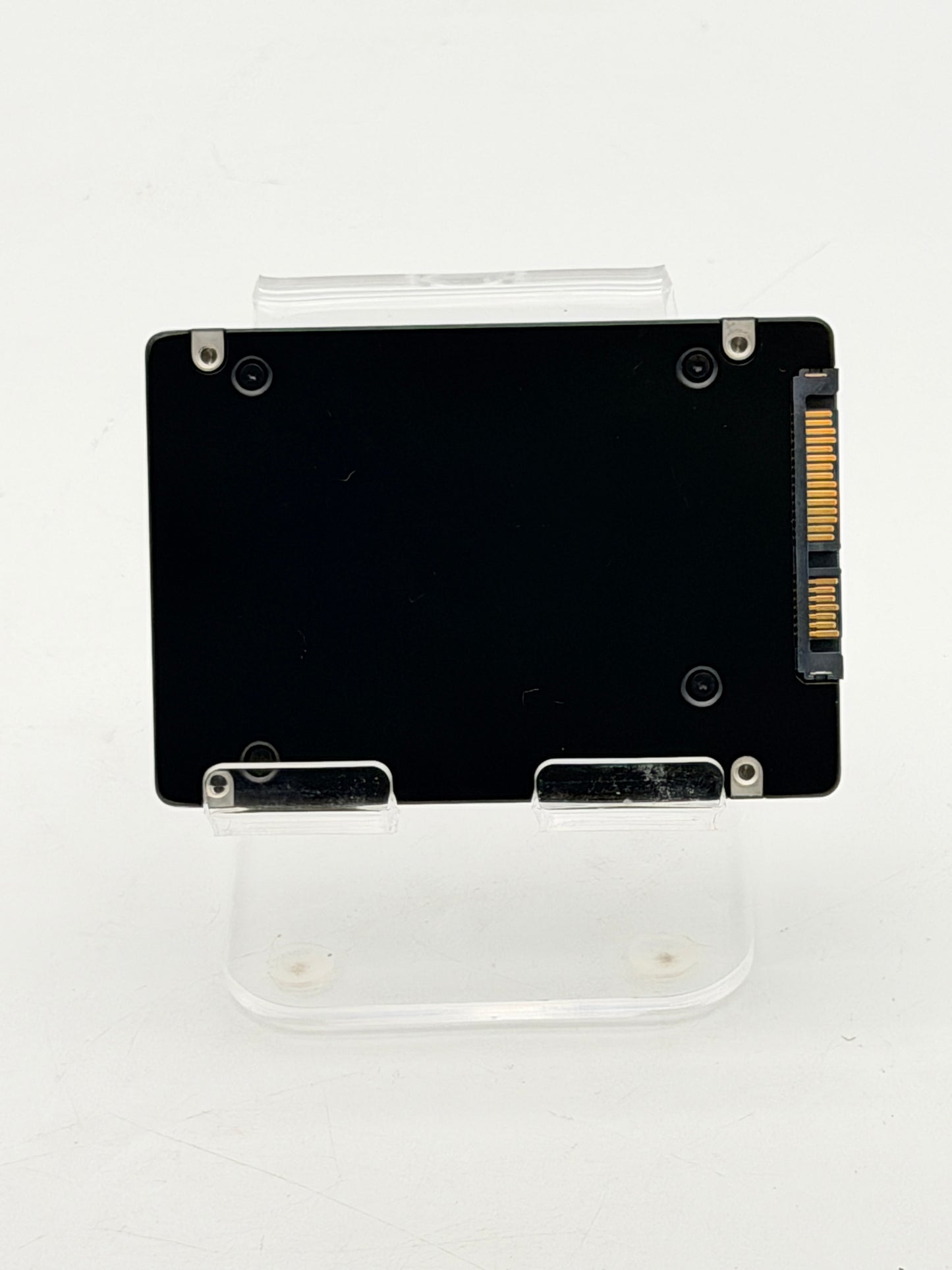 Samsung PM893 3.84TB Enterprise SSD MZ7L33T8HBLT- 00A07 SATA 6Gb/s 2.5"