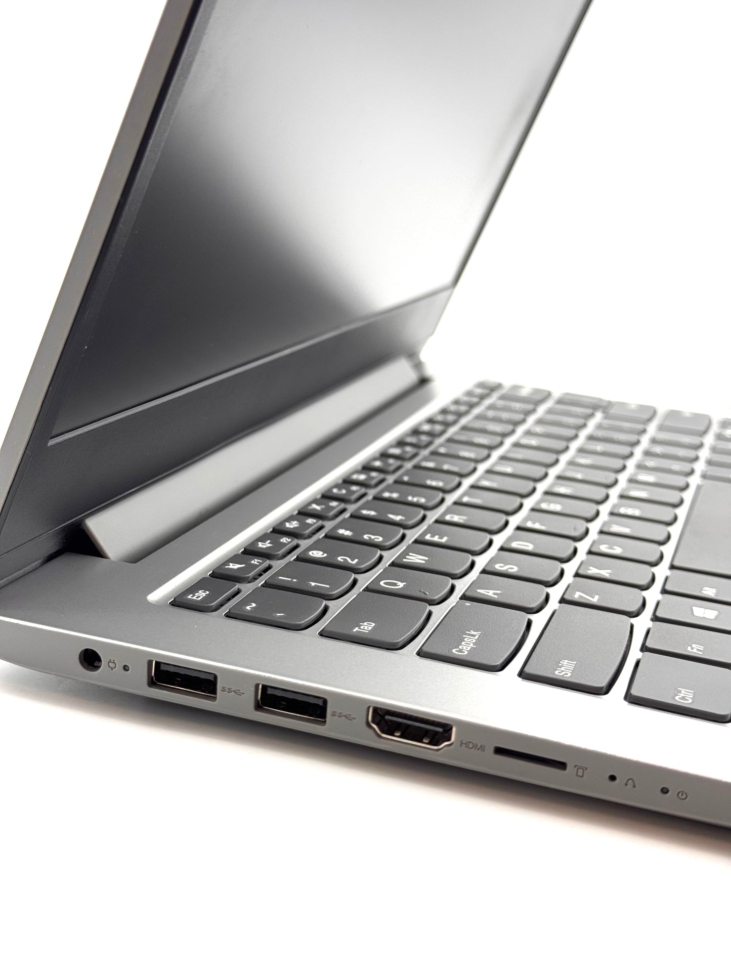 Lenovo 1-14AST-05 Laptop AMD A6, 4GB RAM, 128GB HDD