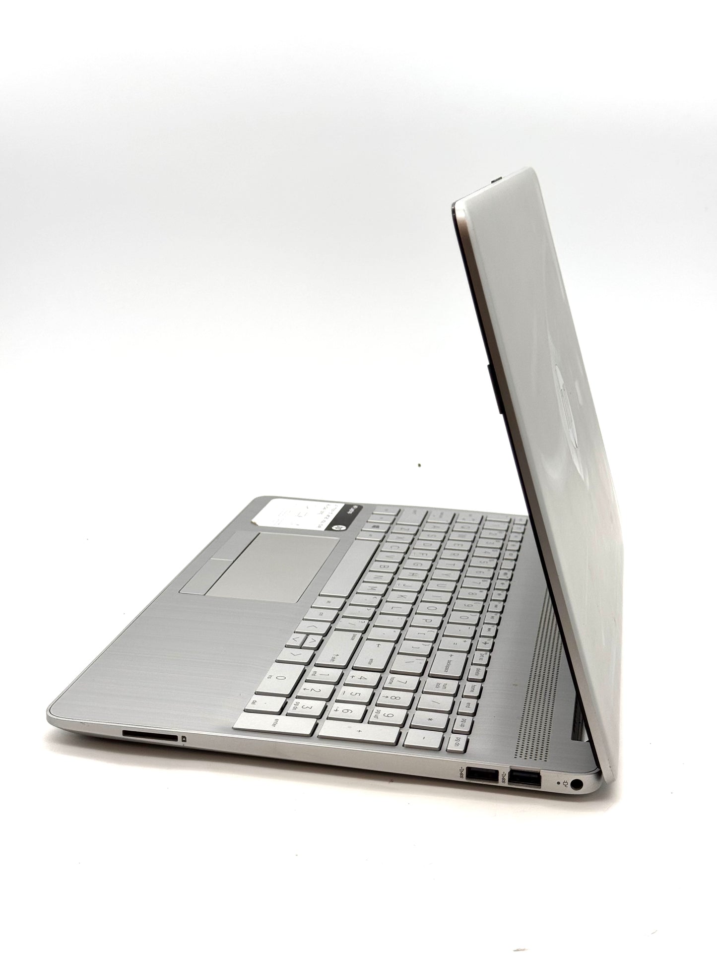 HP 15-dw2048nr  Broken, AMD A6, 128GB, 4GB RAM, Gray