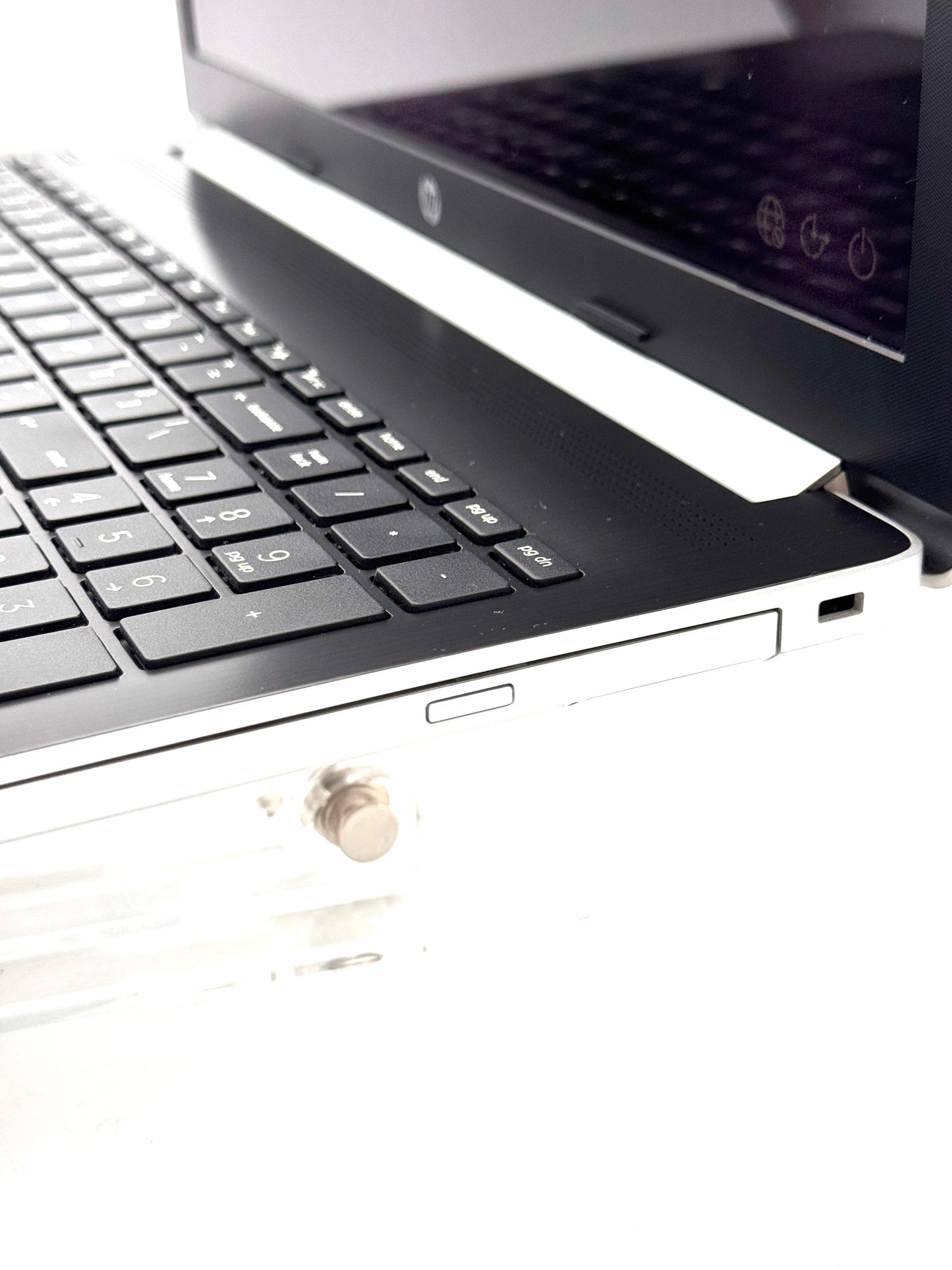 HP 15-db0031nr Laptop - AMD A9, 1TB HDD, 4GB RAM