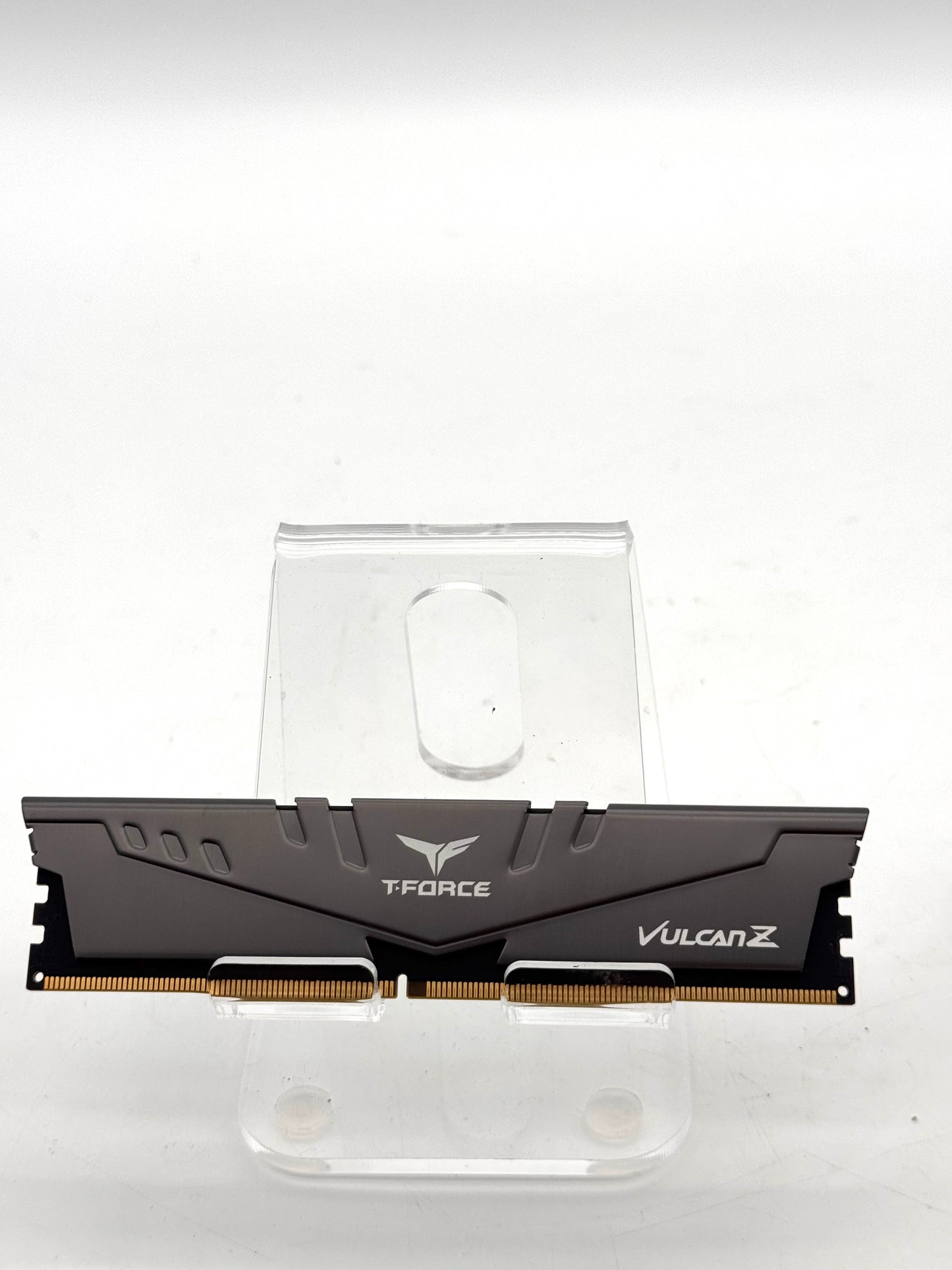 TeamGroup 16GB DDR4 3200 (2X8GB) Gray RAM