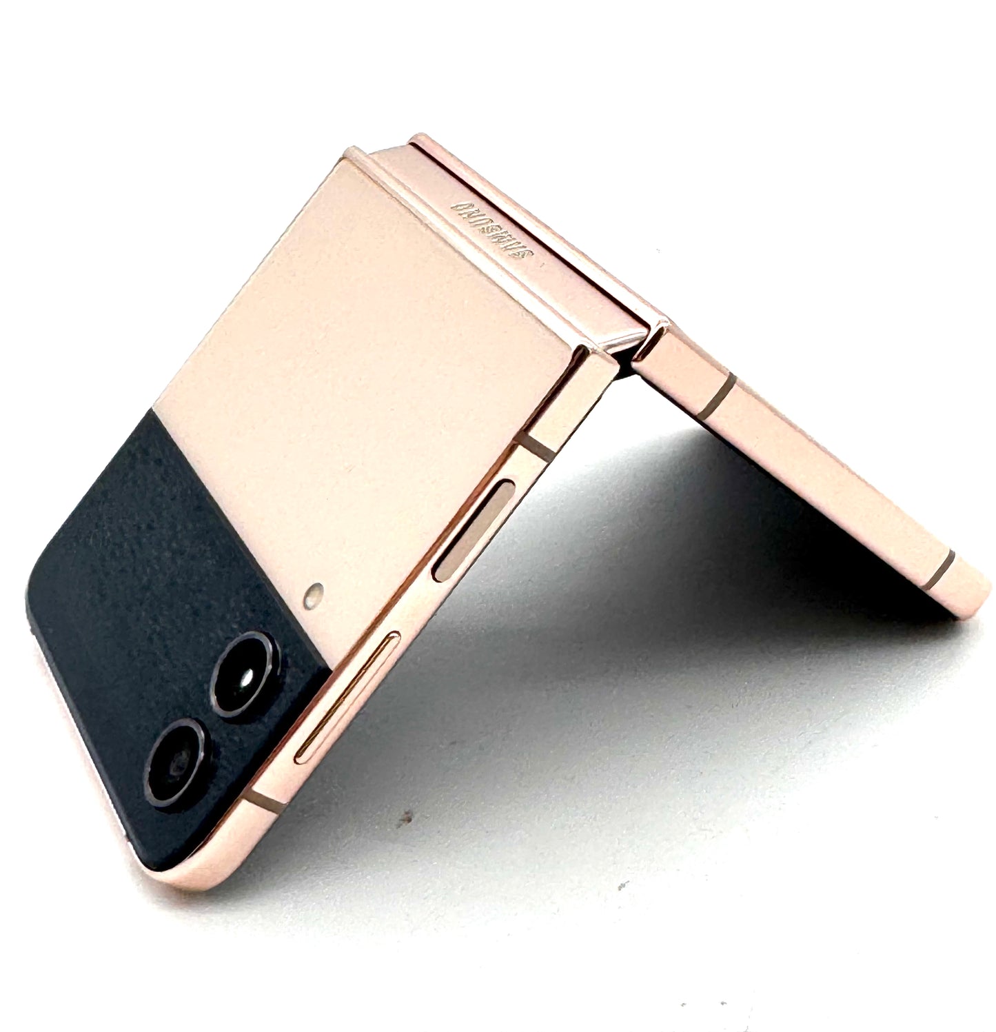 Samsung Galaxy Z Flip 4 - Pink, 128GB - BROKEN -