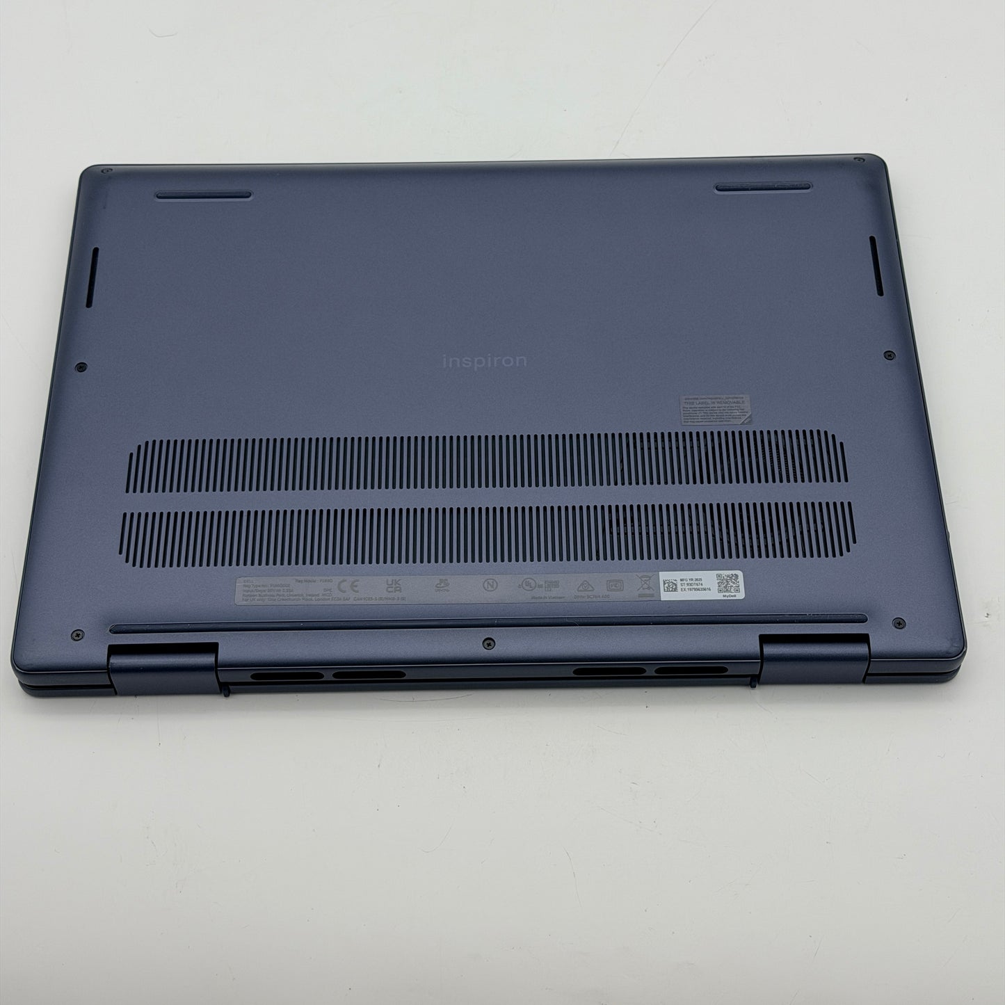 Dell Inspiron 14 2-in-1 7445 14" Touch Ryzen 5 8640HS 8GB RAM 512GB SSD Blue Open Box