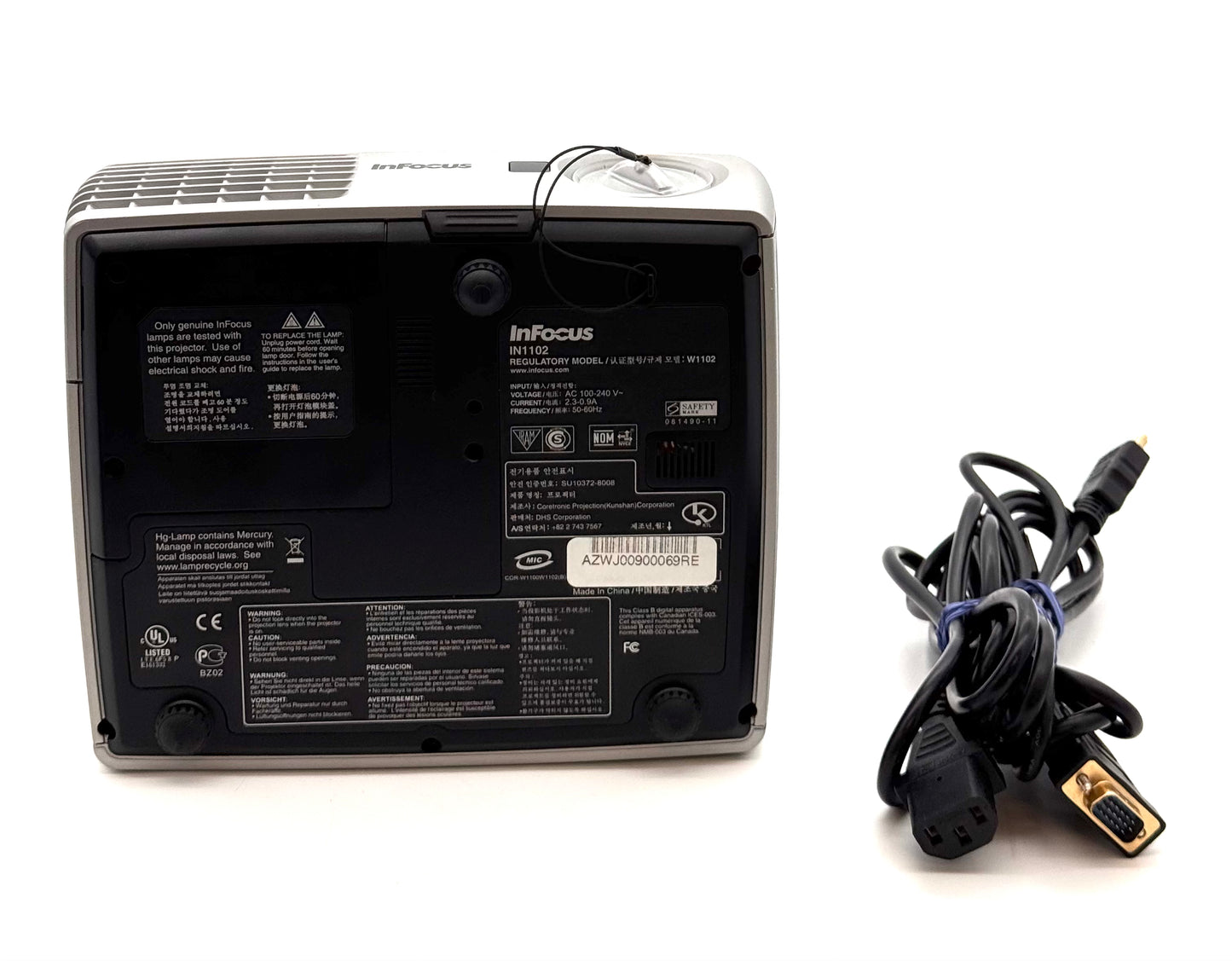 InFocus IN1102 Portable DLP Projector 2200 Lumens W/ Power Cord Case - Tested
