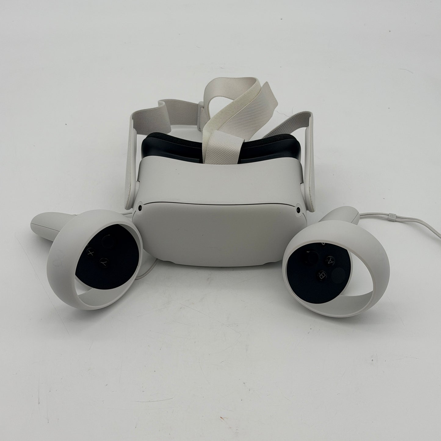 Meta Quest 2 VR Headset - Used - A White