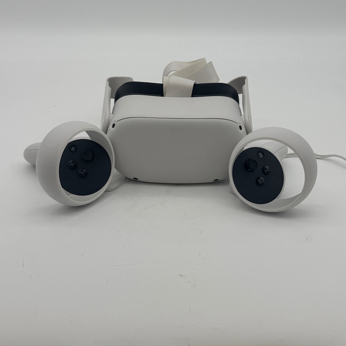 Meta Quest 2 VR Headset - Used - A White