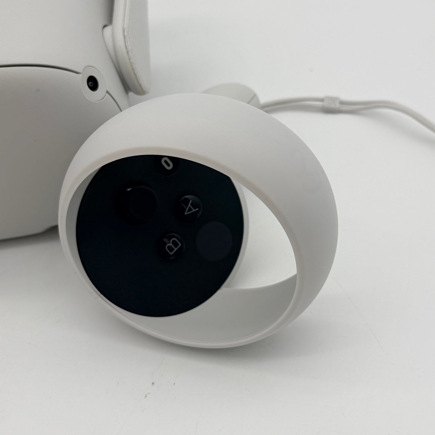 Meta Quest 2 VR Headset - Used - A White